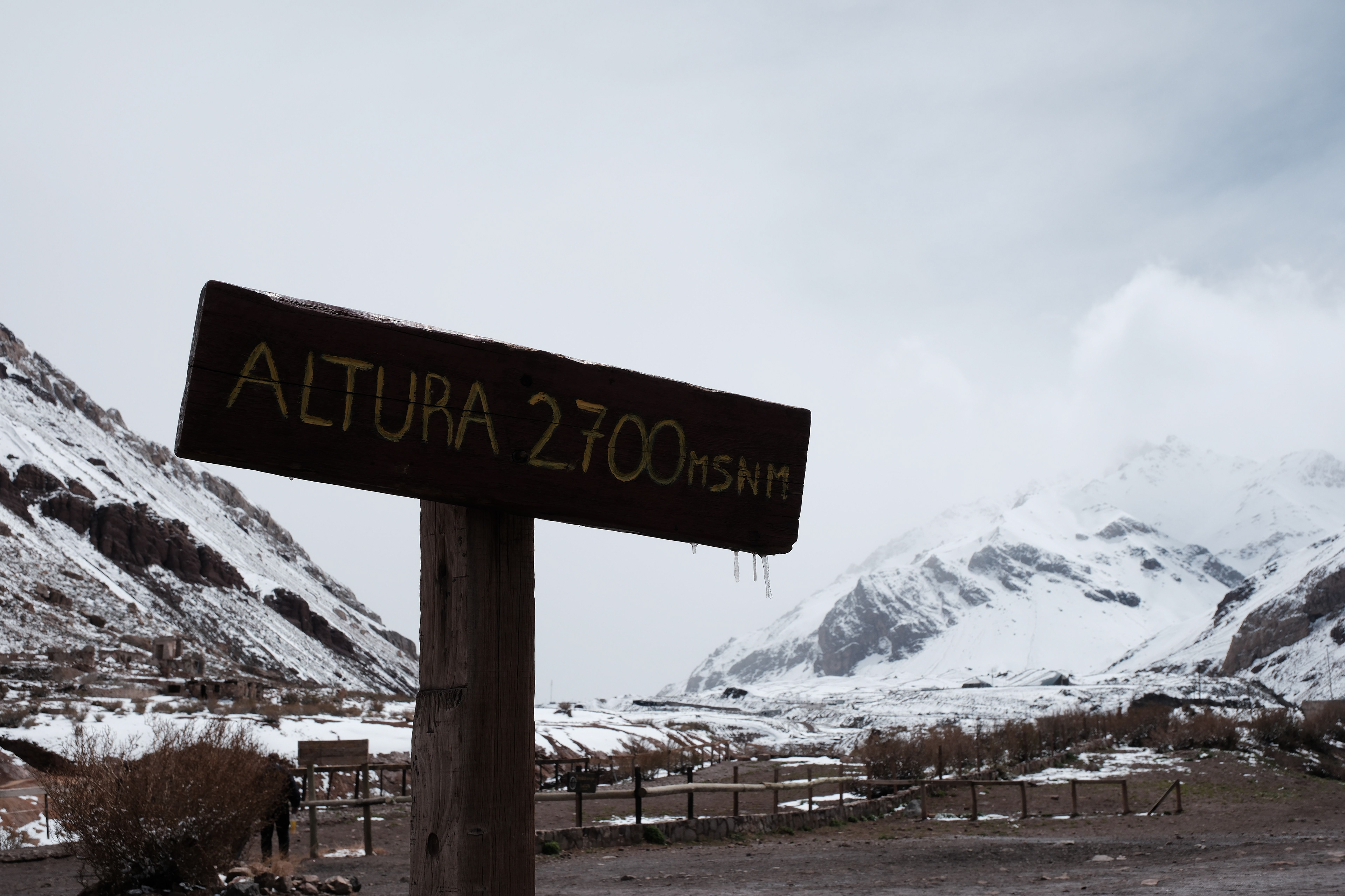 2700 metros sobre el nivel del mar - Puente del Inca