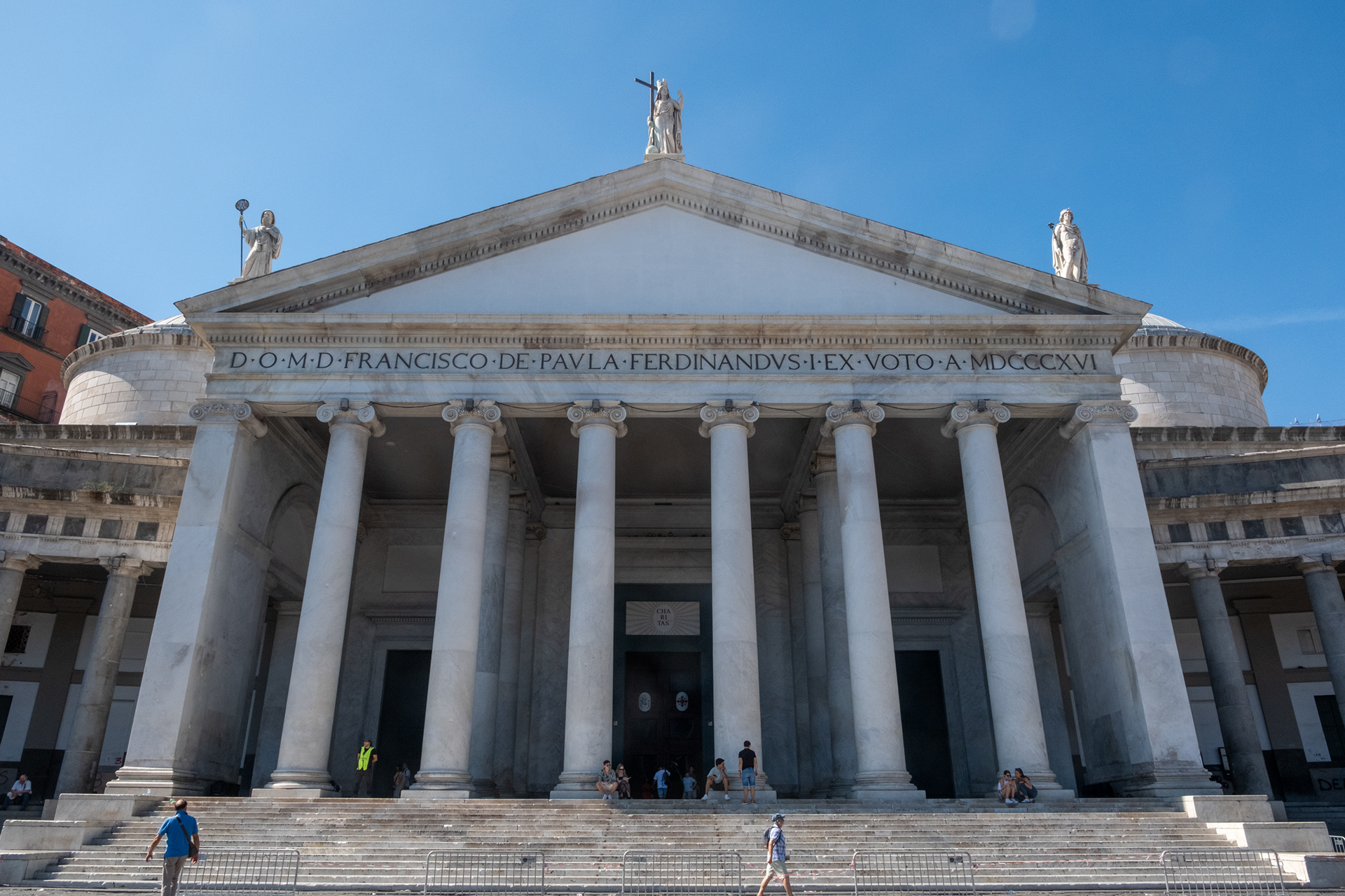 Piazza del Plebiscito - Basilica Reale San Francesco di Paola
