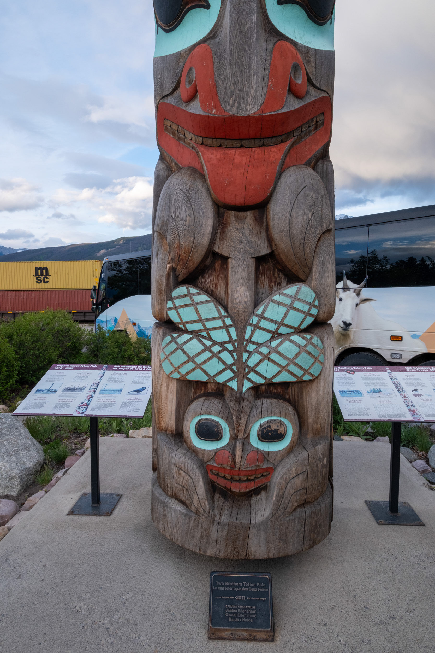 Pueblo de Jasper - Totem  - Arte Haida