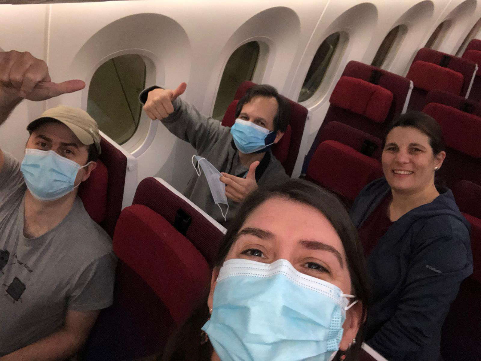 En el avión de Santiago a Los Ángeles, casi vacío