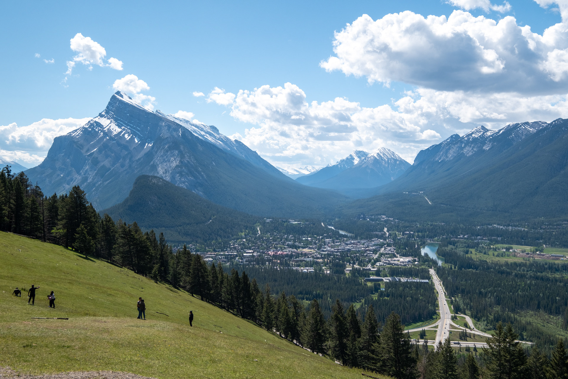Vista desde Monte Norquay - Green Spot: pueblo Banff y Monte Rundle