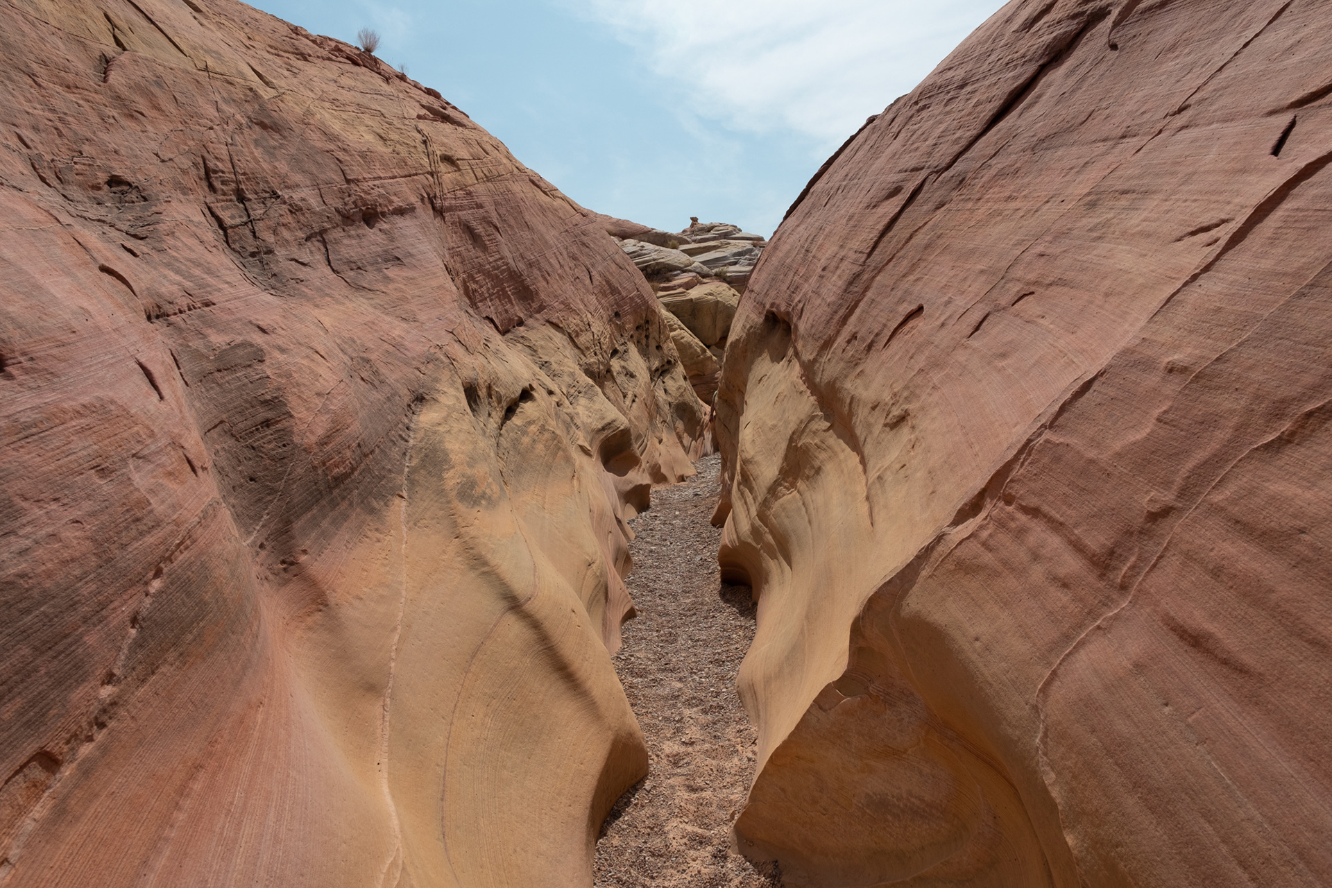 Caminamos por el Pink Canyon (cañón rosado) hasta la Fire Wave