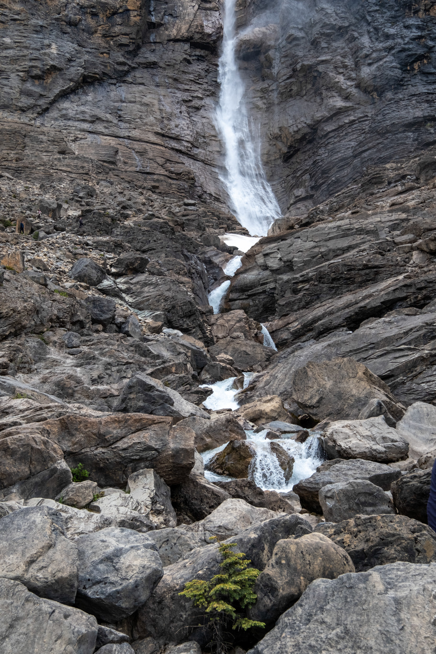Cascada Takakkaw - 254 mts de caída