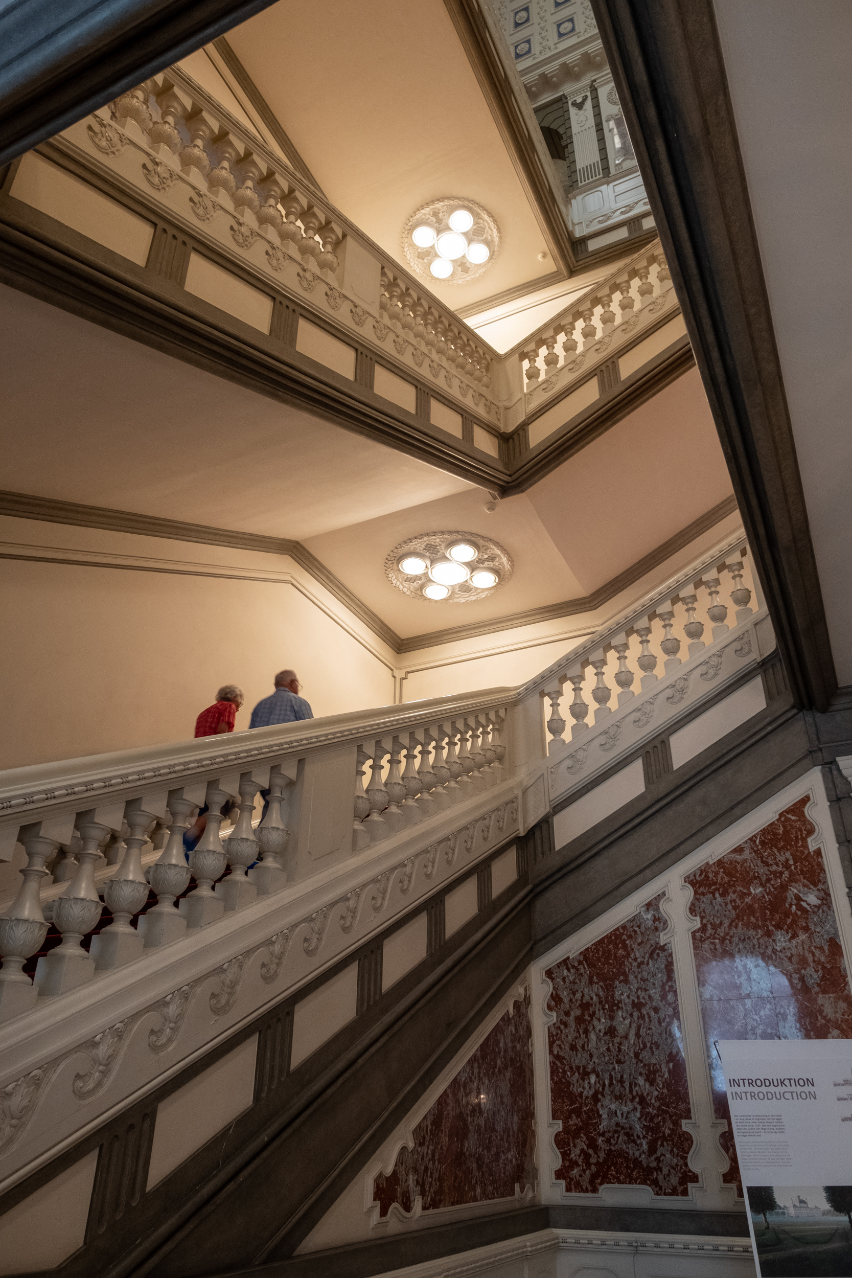 Palacio Christiansborg - la escalera de la reina