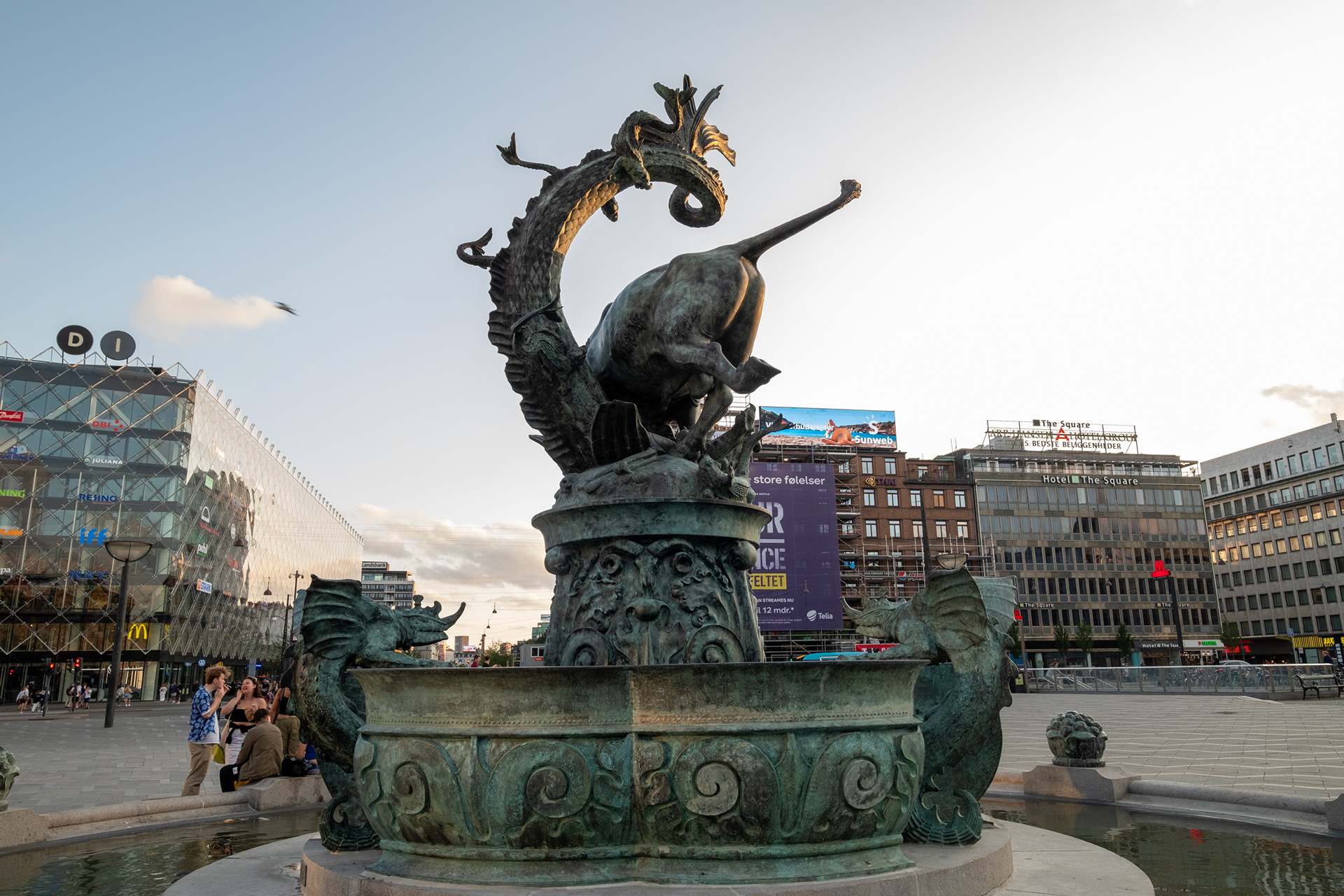 Dragespringvandet - fuente del dragón