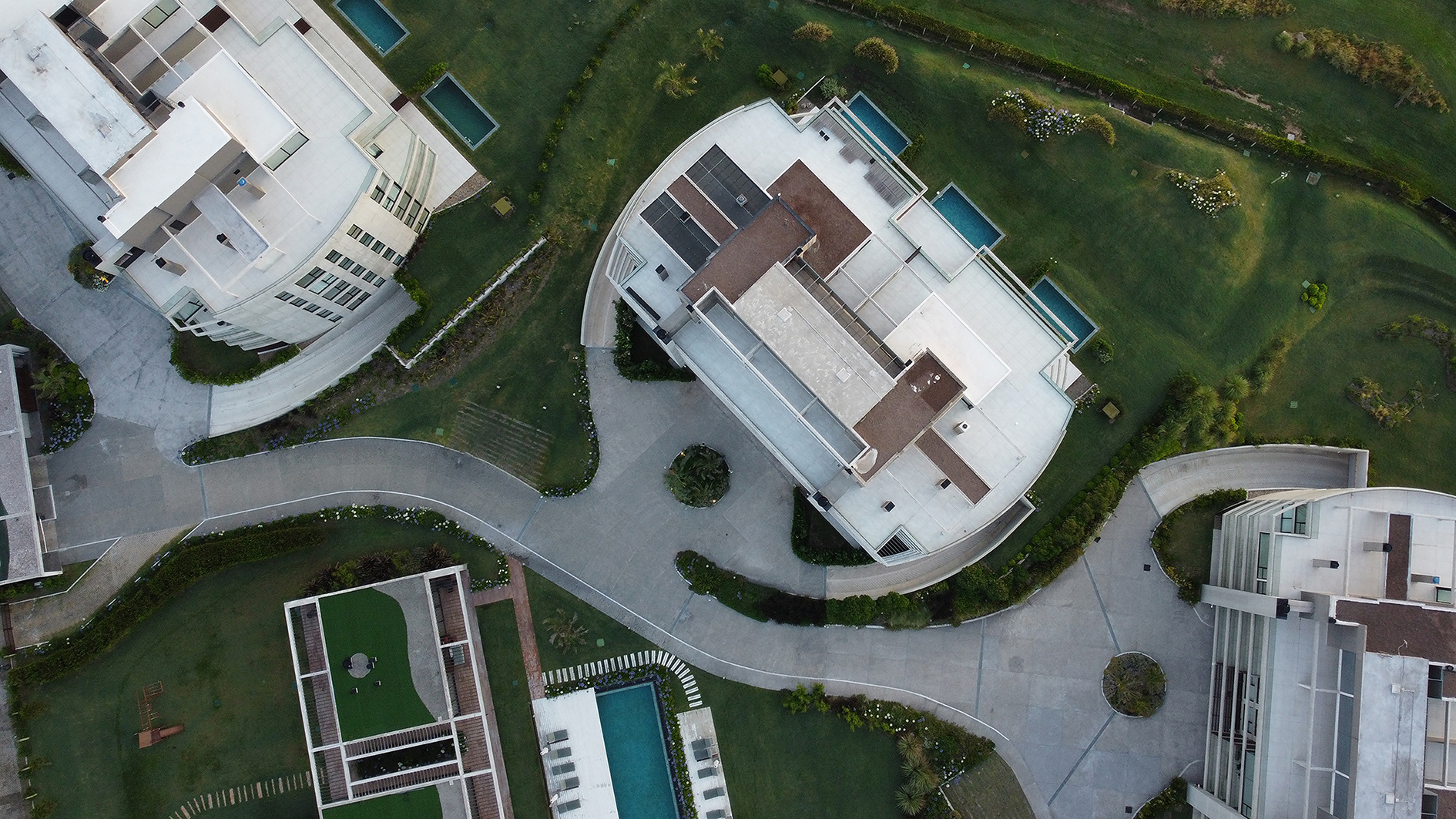 ALDEANA - MRA Y ASOC