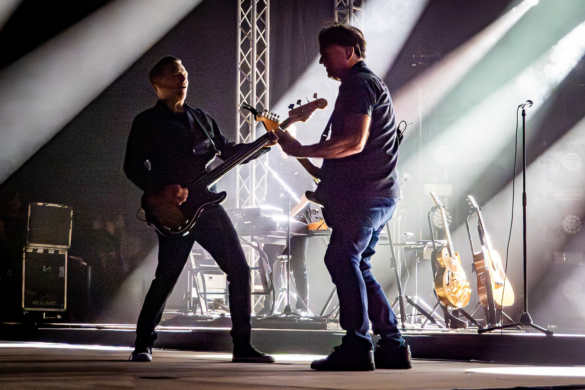 BRYAN ADAMS & KEITH SCOTT