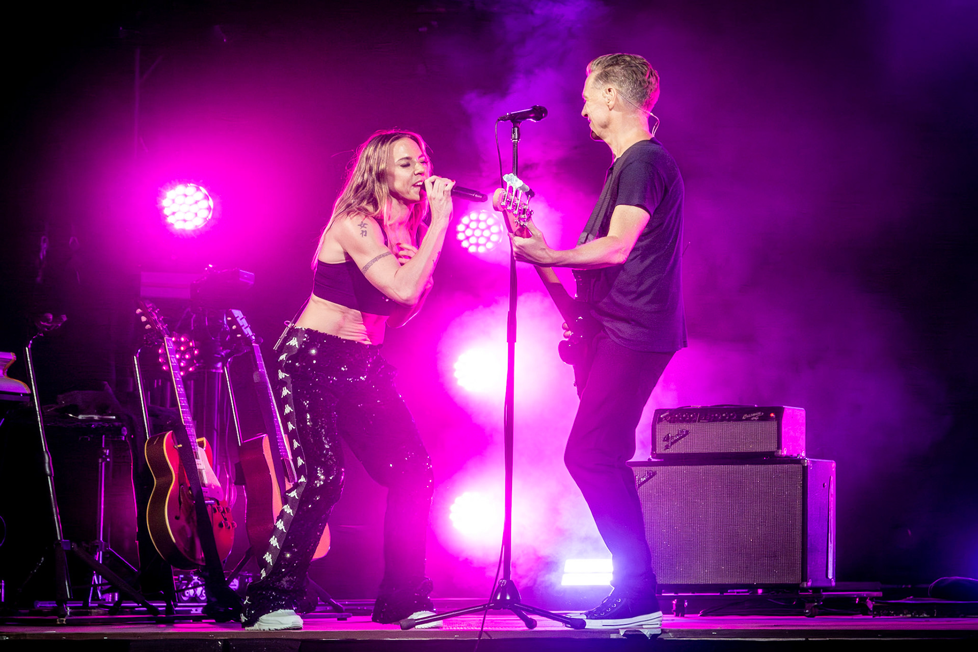 MEL C & BRYAN ADAMS