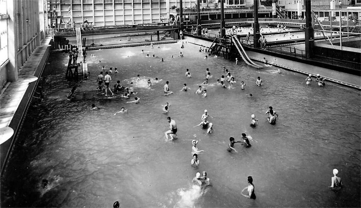 sutro baths in 1890s