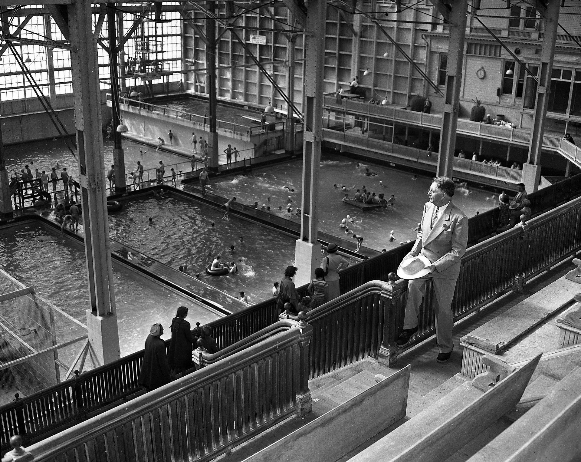sutro baths in 1890s
