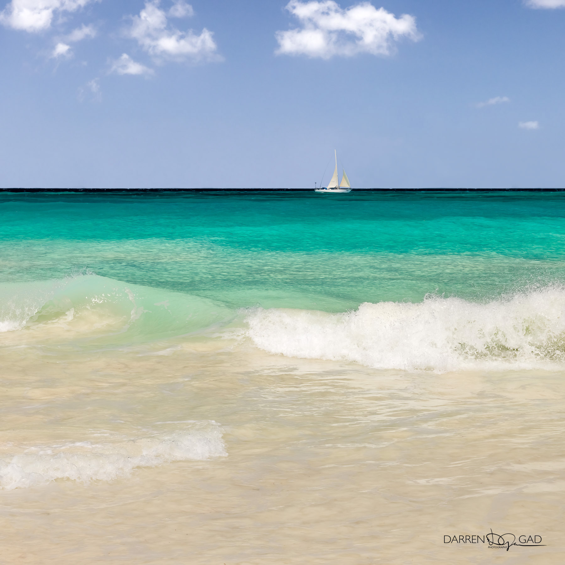 Bucuti Wave Boat 2