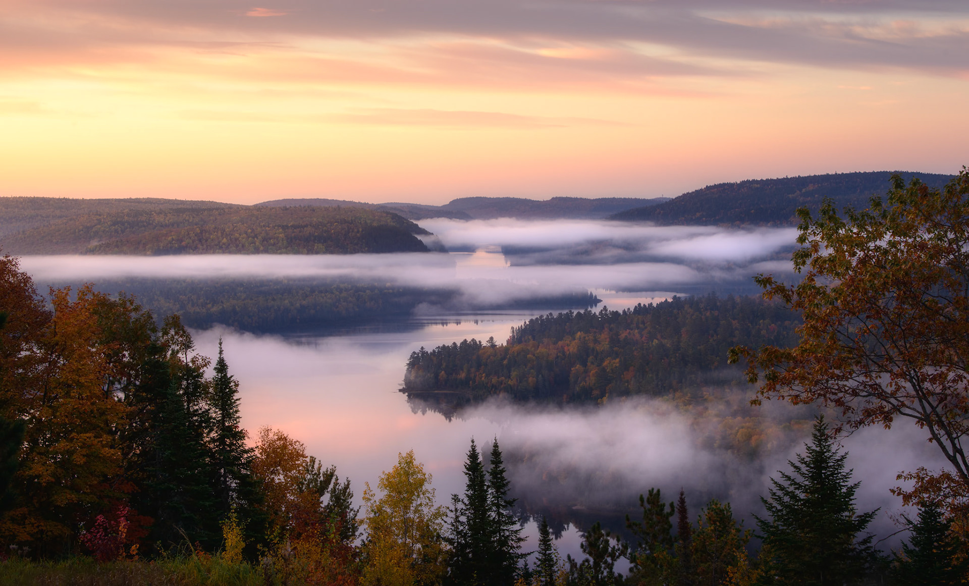 Fog over Wapizagonke