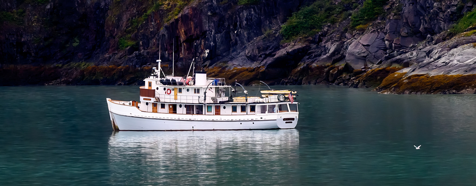 Boat at Lamplugh Glacier 