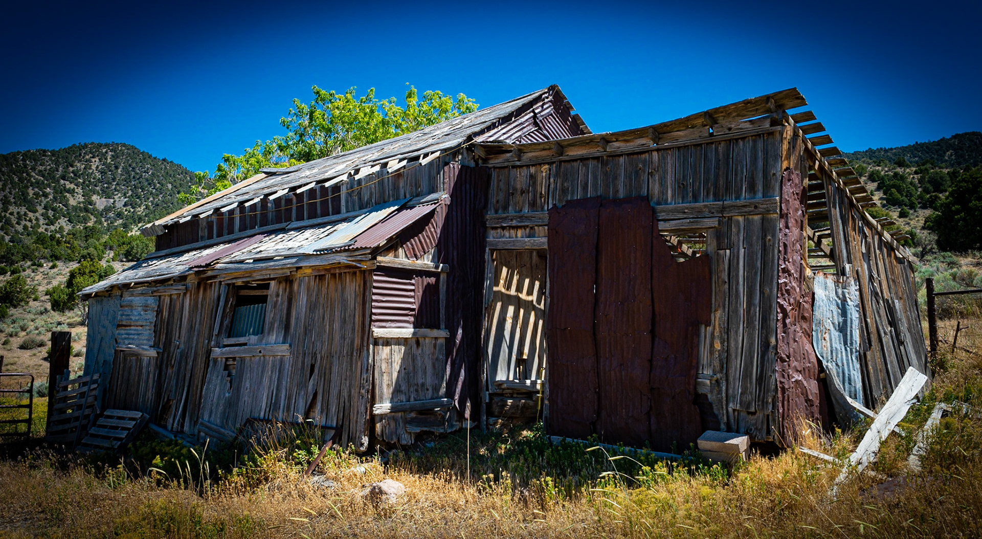 Time Worn - Mammoth, UT