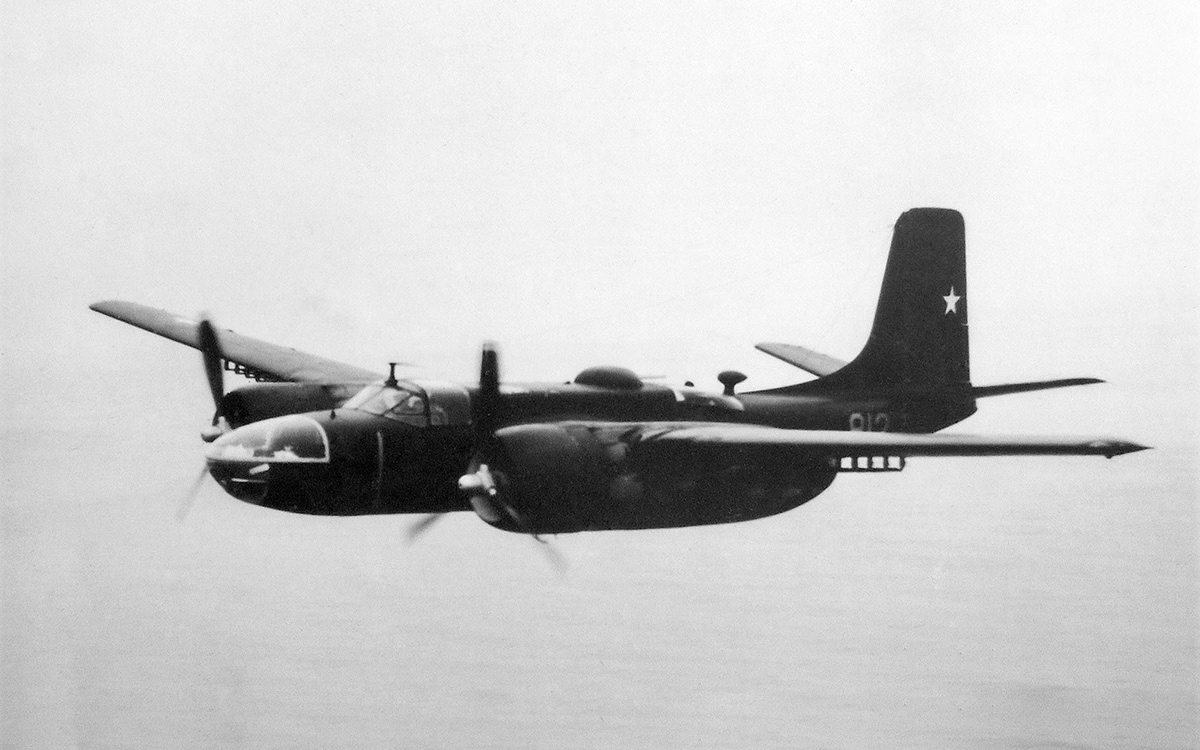 1954 - Douglas B-26B Invader No. 812 del Grupo No. 8 - (Grupo No. 8)