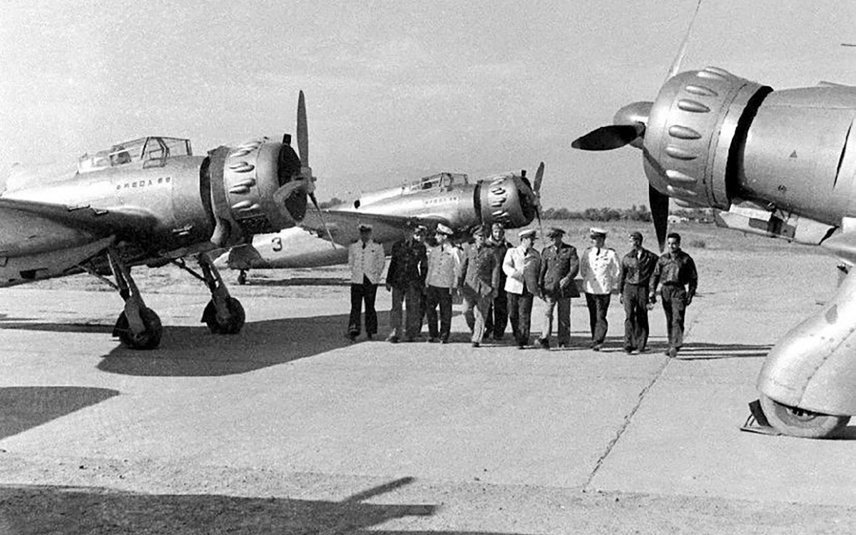 1940 - Breda Ba.65 - (MNAE)