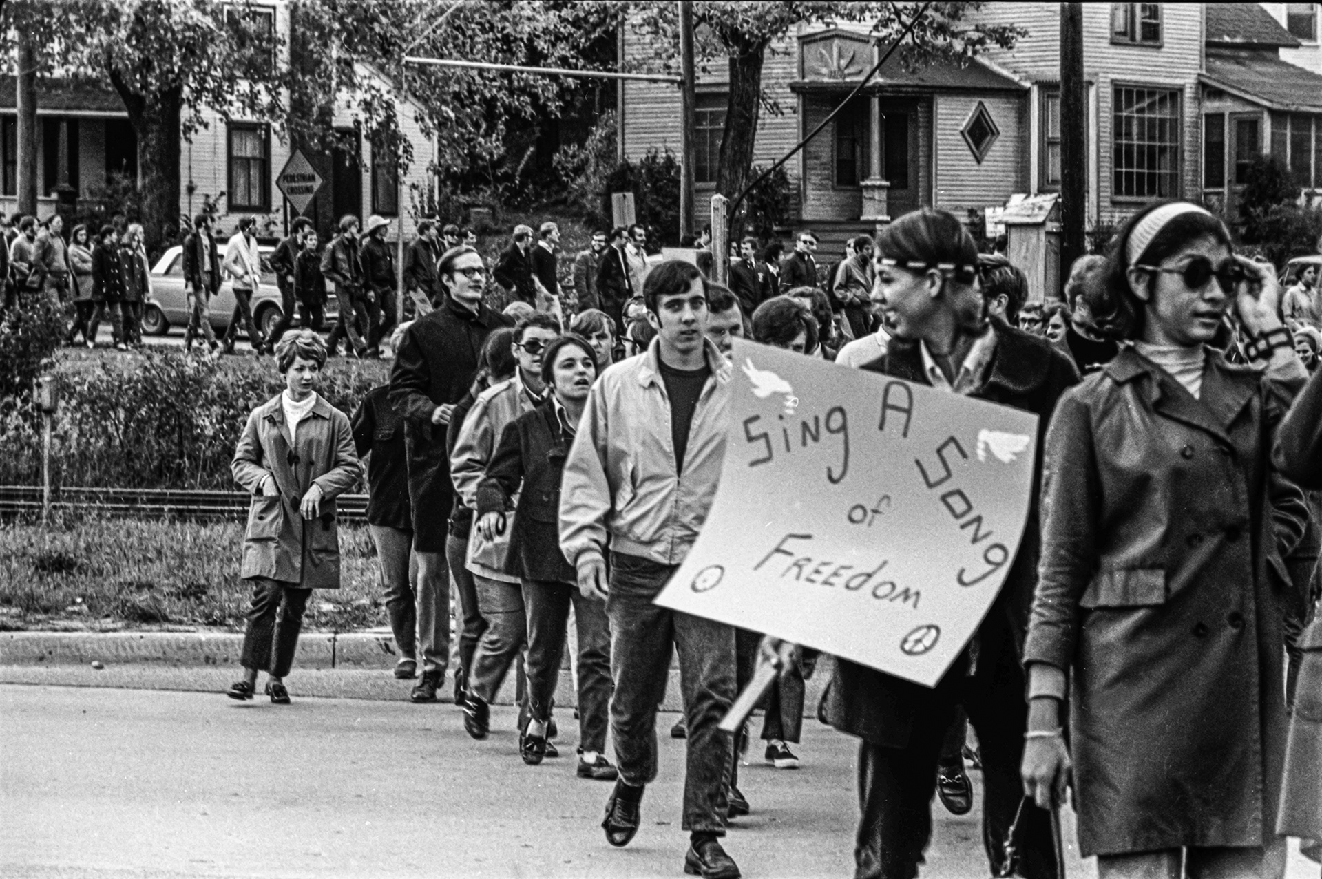7,000 students marched this day