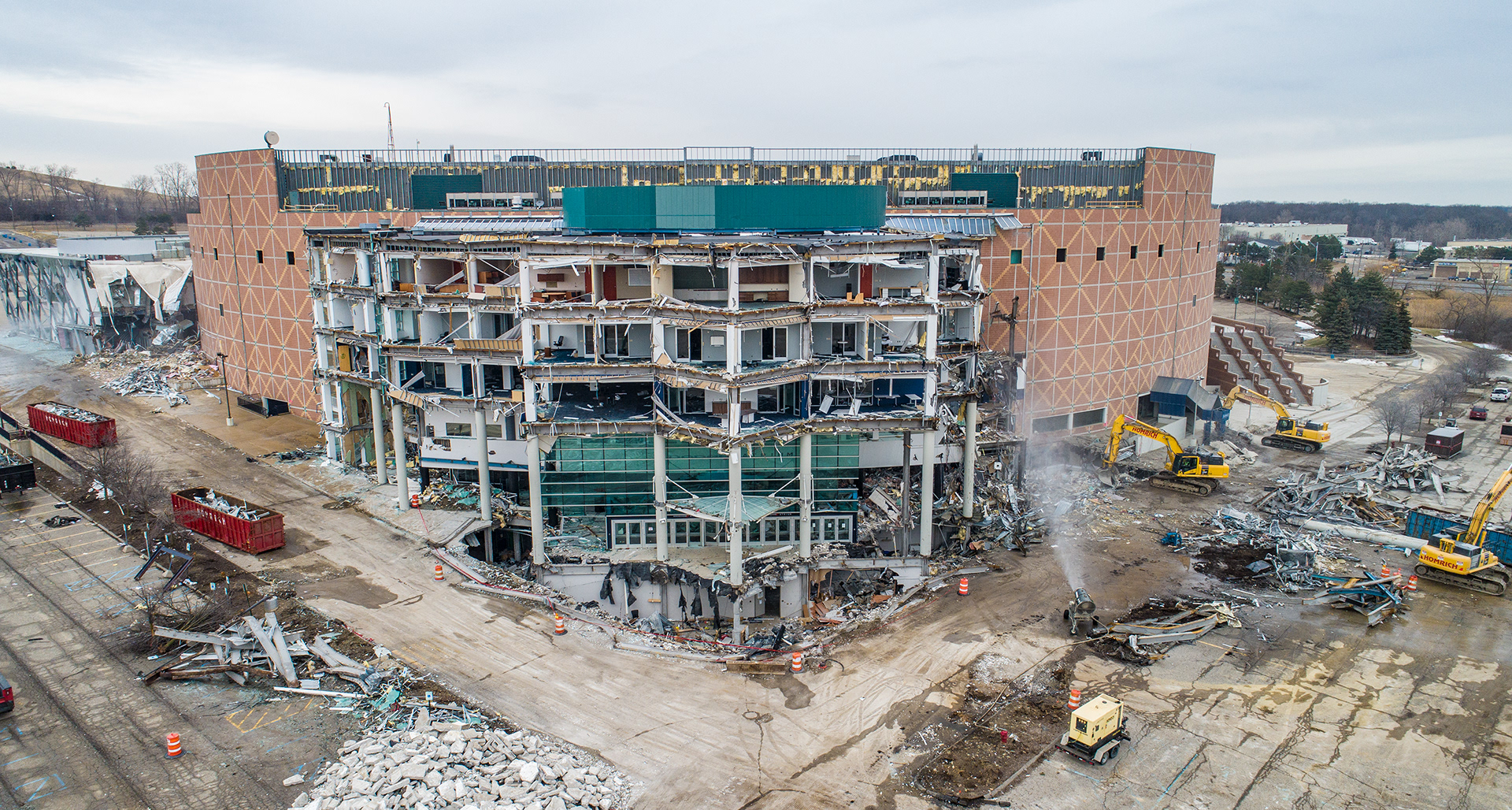 The Palace of Auburn Hills, 2021, going down