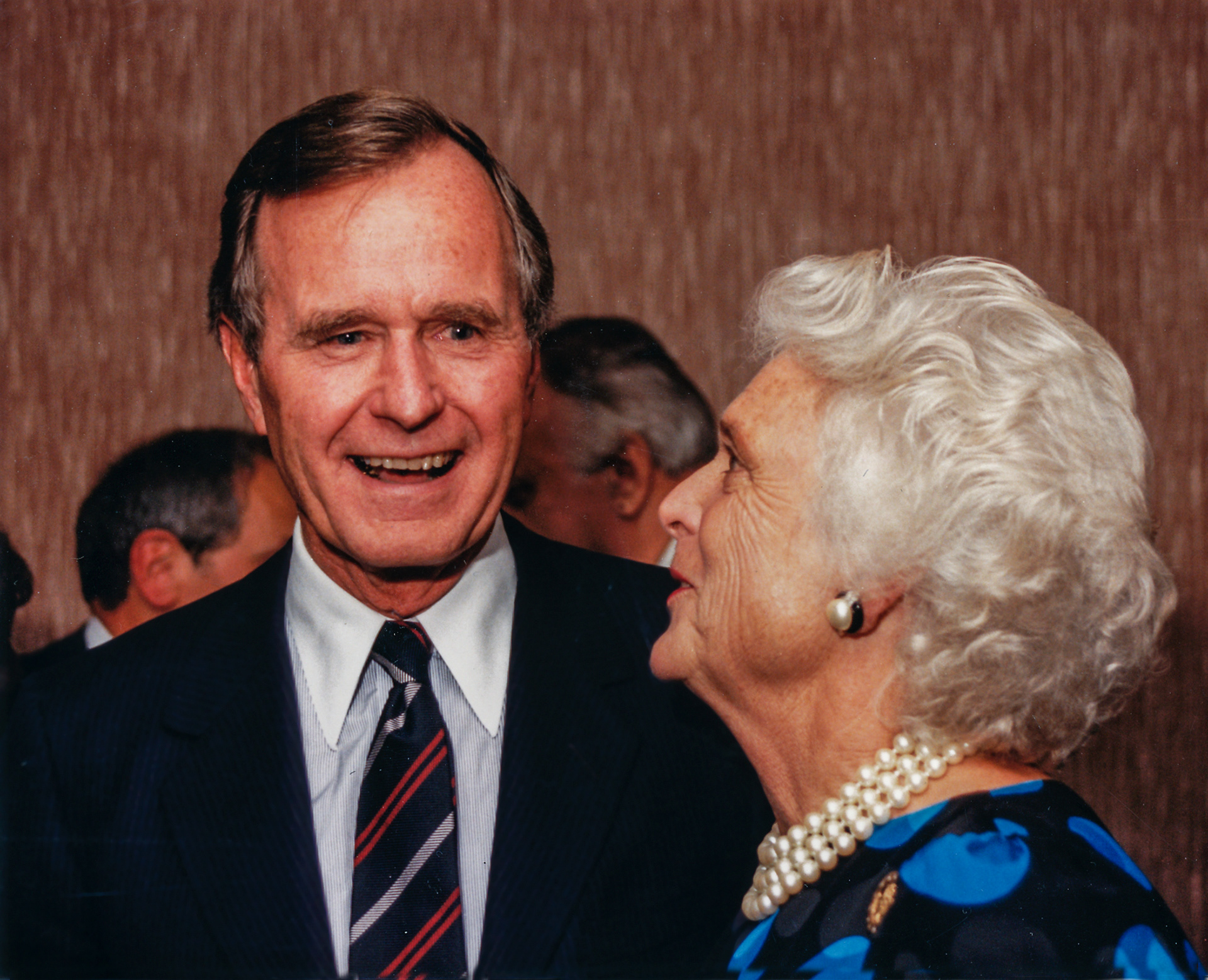Pres. George H.W. Bush with Barbara Bush