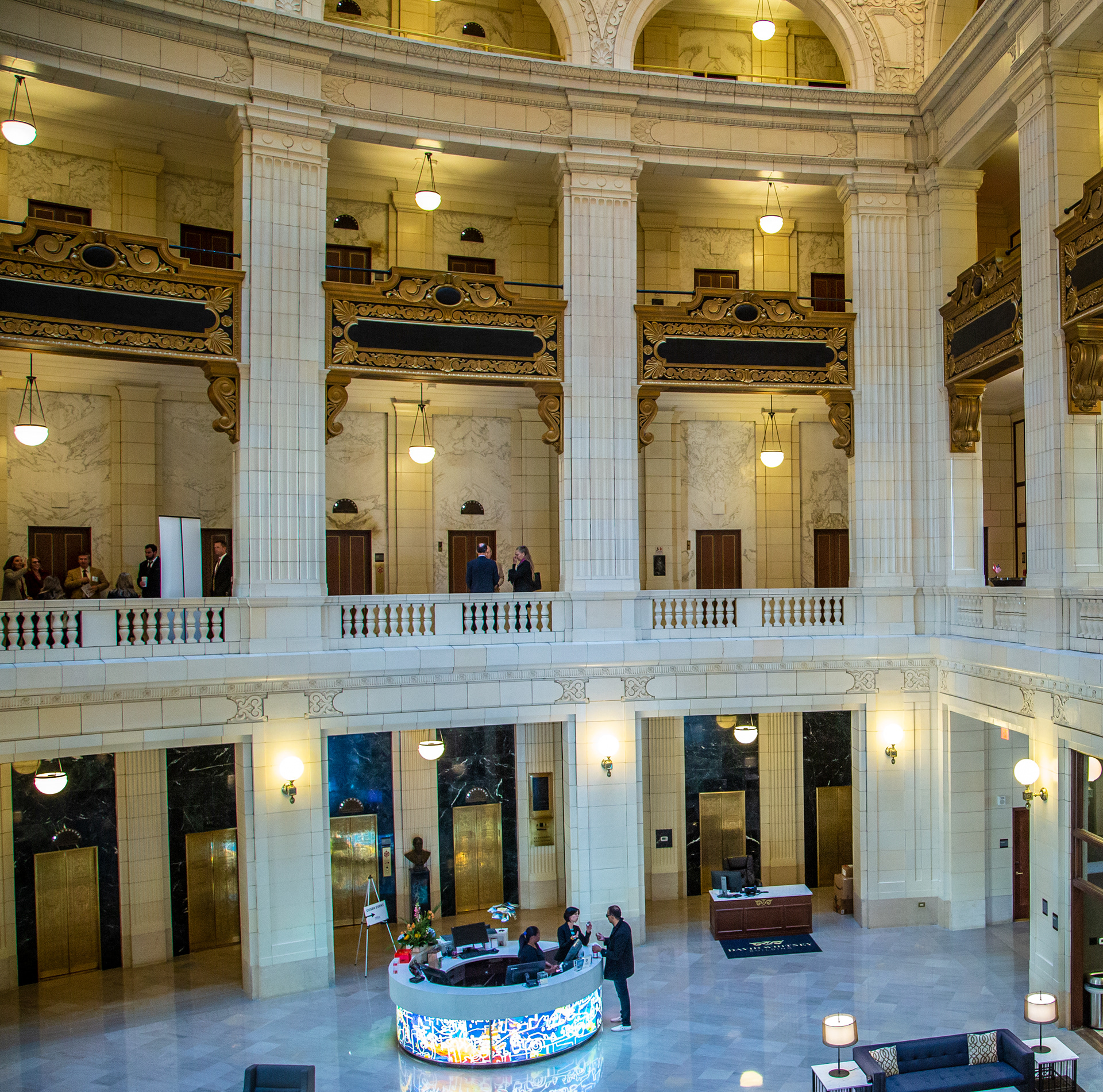 The David Whitney Bldg / Aloft Hotel
