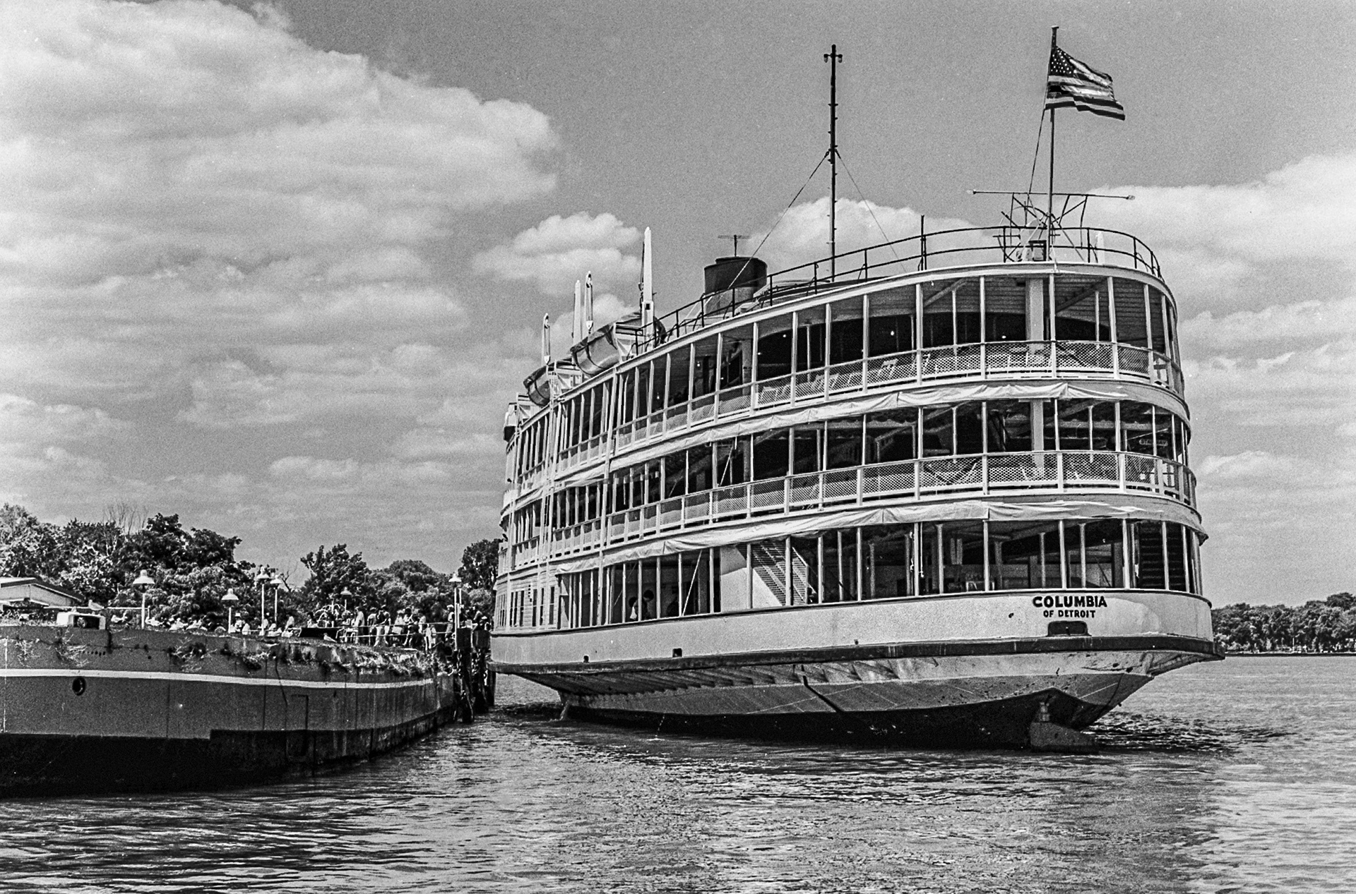 Columbia at the Bob-Lo Island dock