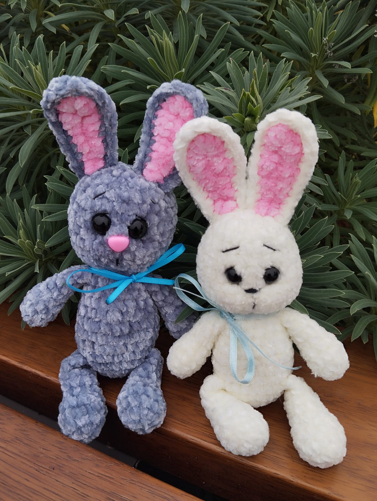Tinsel and Pearl - 8" €20ea