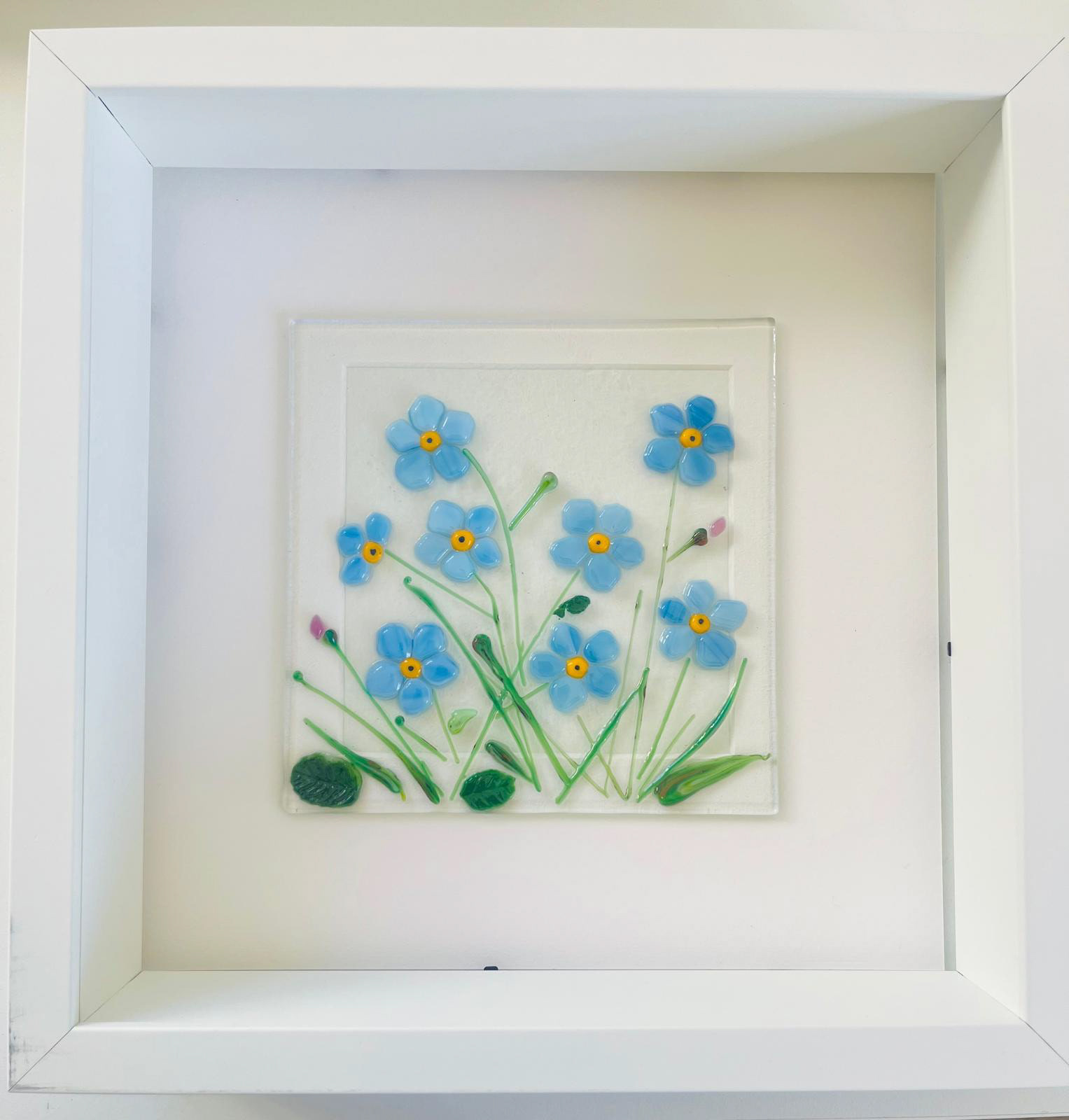 Forget-me-not: Dimensions: Glass 6" x 6", framed 9.5" x 9.5" (handcrafted wooden frame). Price: €55
