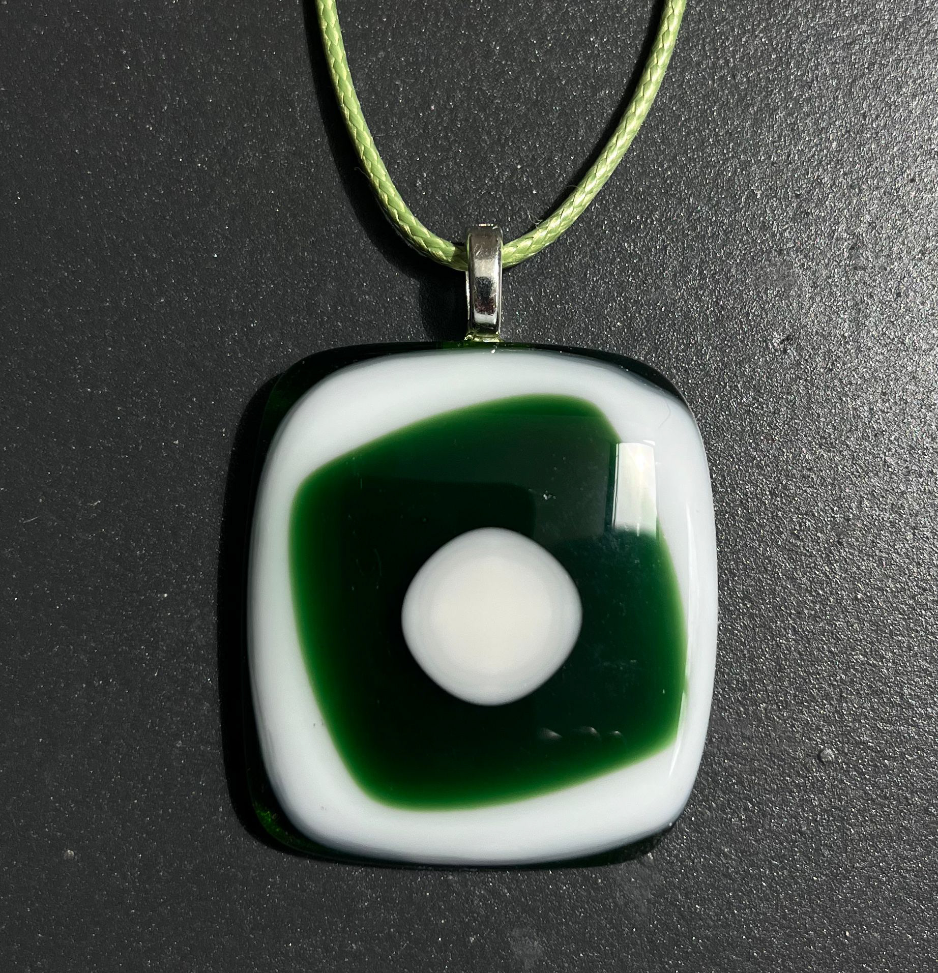Pendant 01 €25