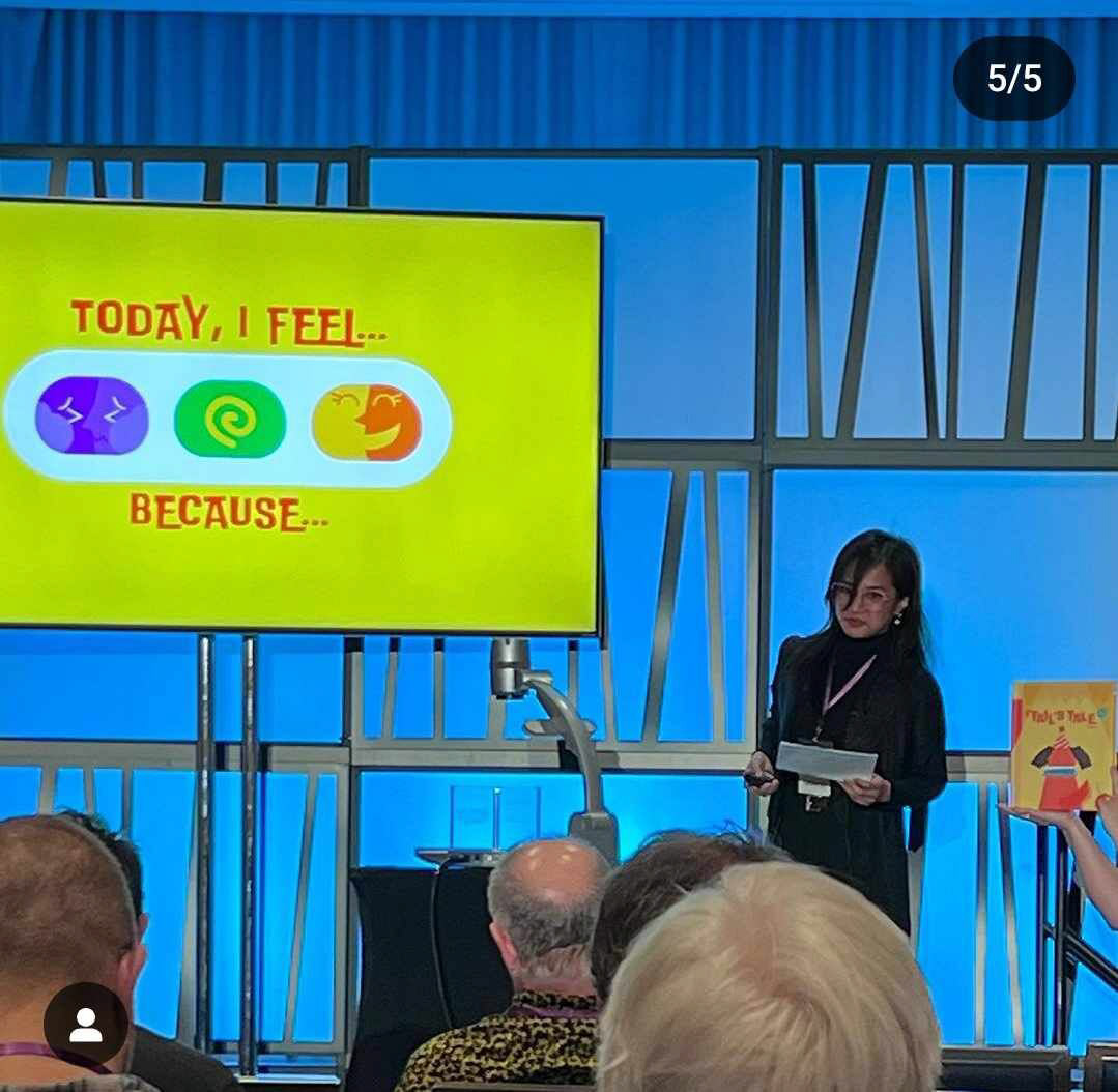 Presenting A Tail's Tale at the Movable Book Society Conference 2024. Photo by Kelly Pontoni