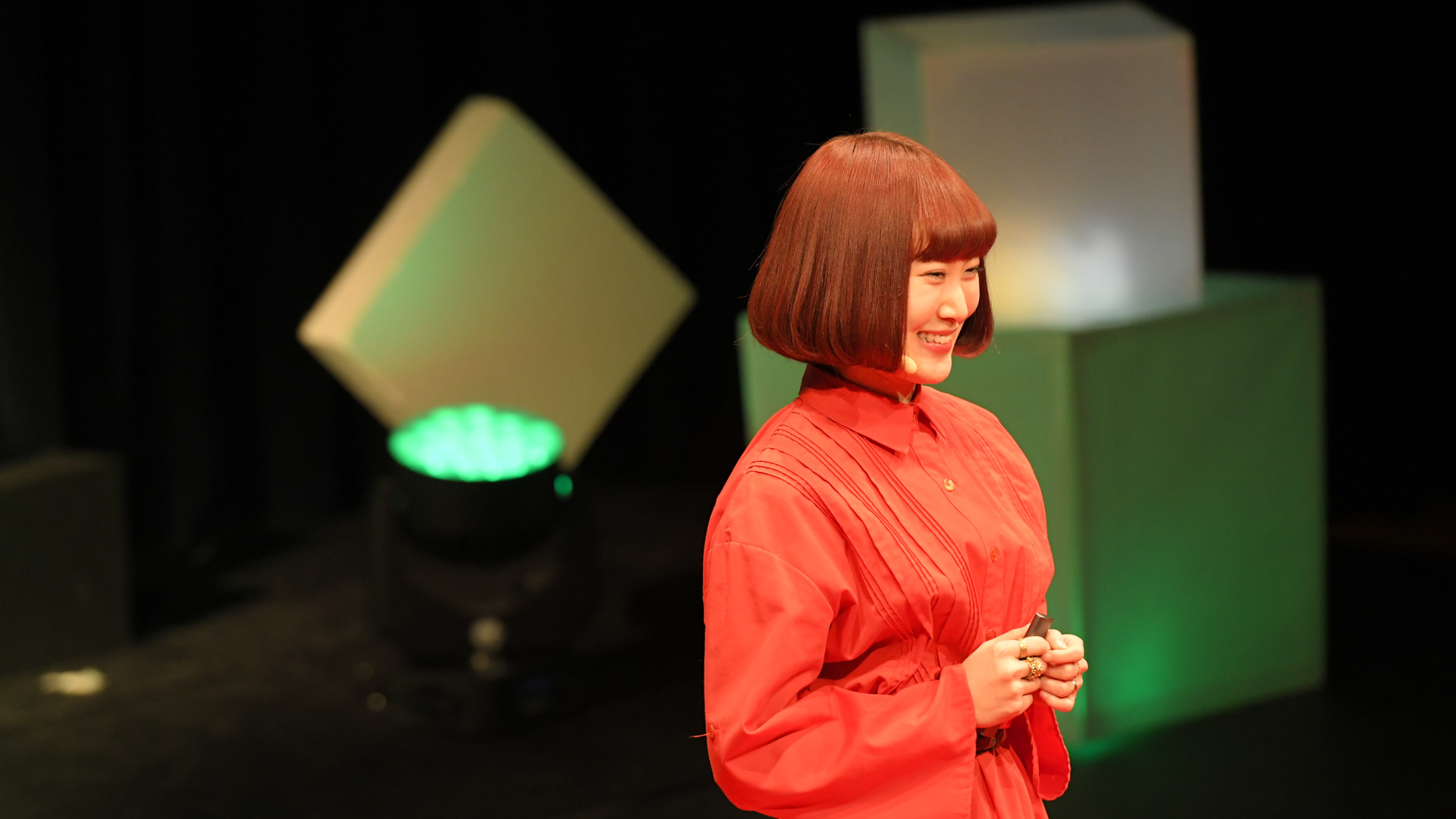 CC BY-NC-ND 2.0 TEDxYouth@Sapporo