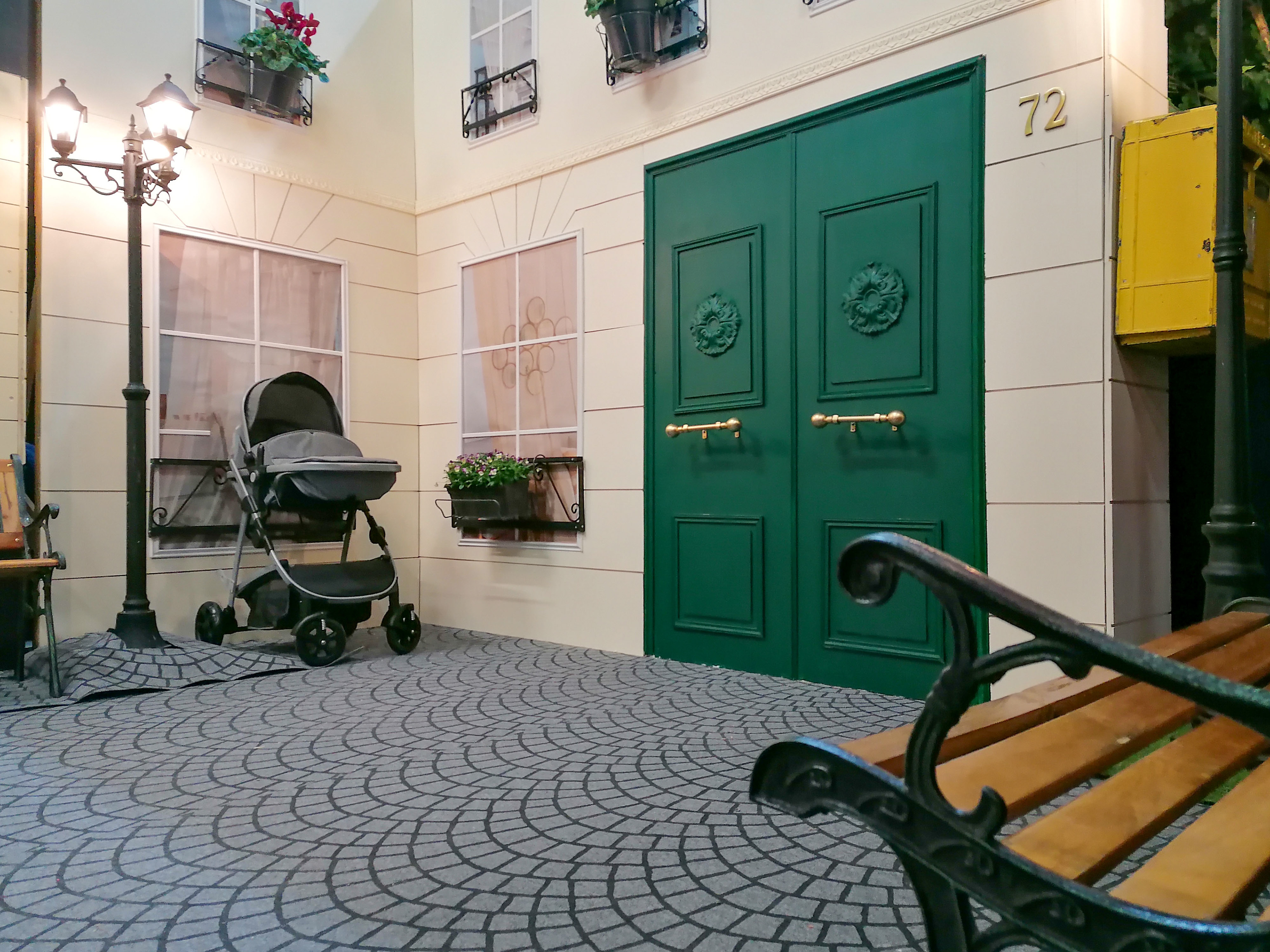 Décors pour Amixem (YouTube) - façade Hausmanienne