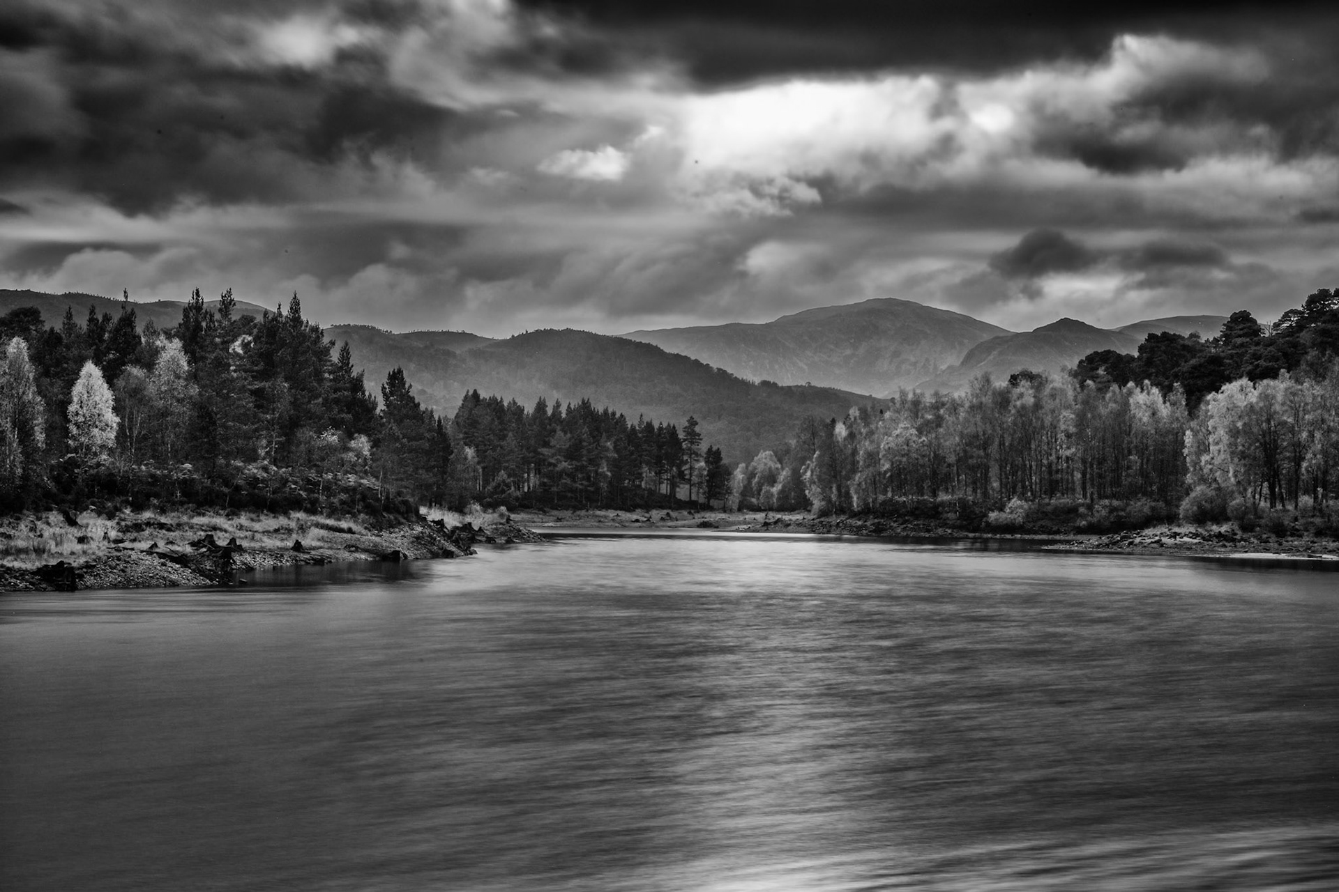 Late afternoon, Loch Beinn a' Mheadhain, Glen Affric