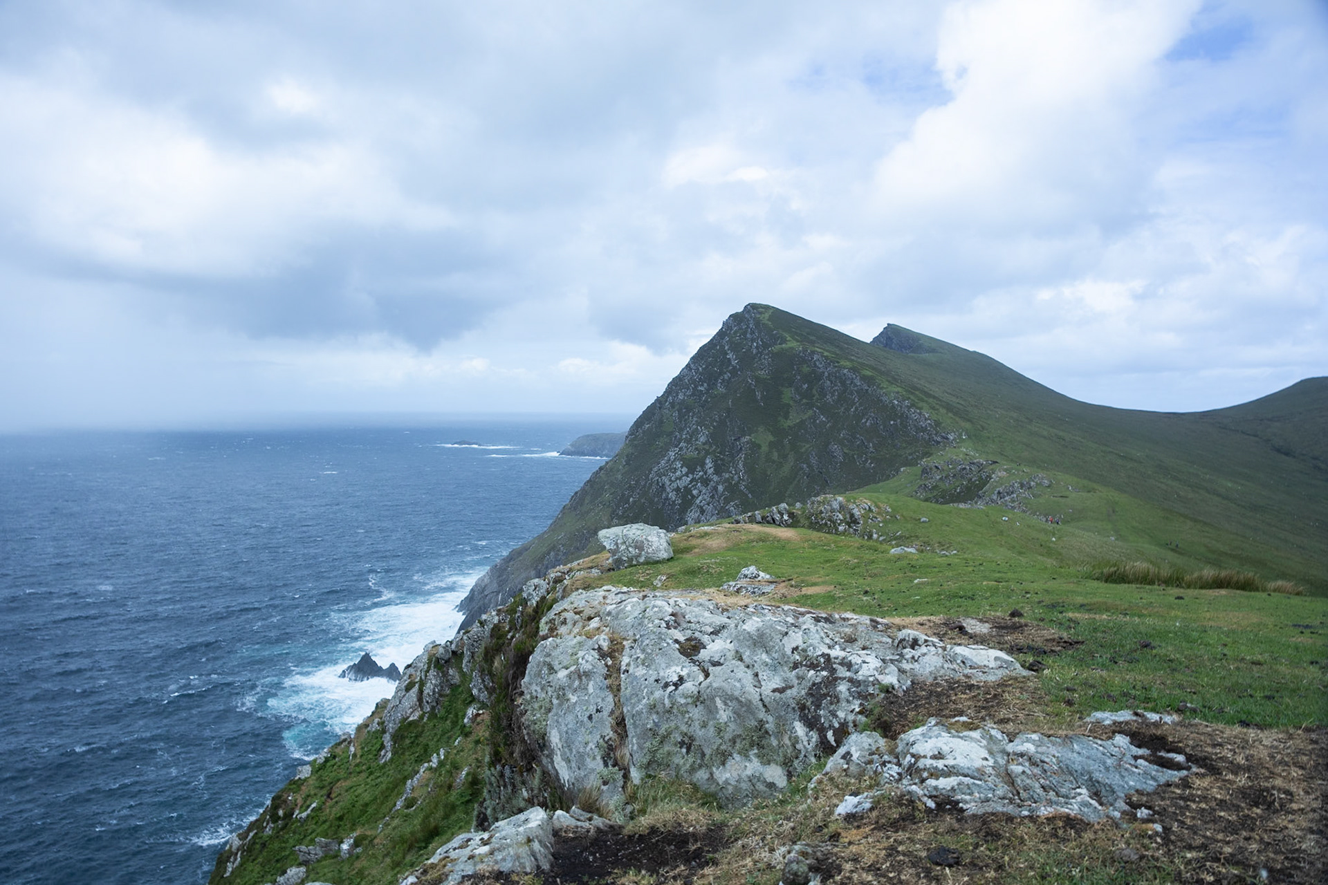 Vertiginous cliffs - Keem bay