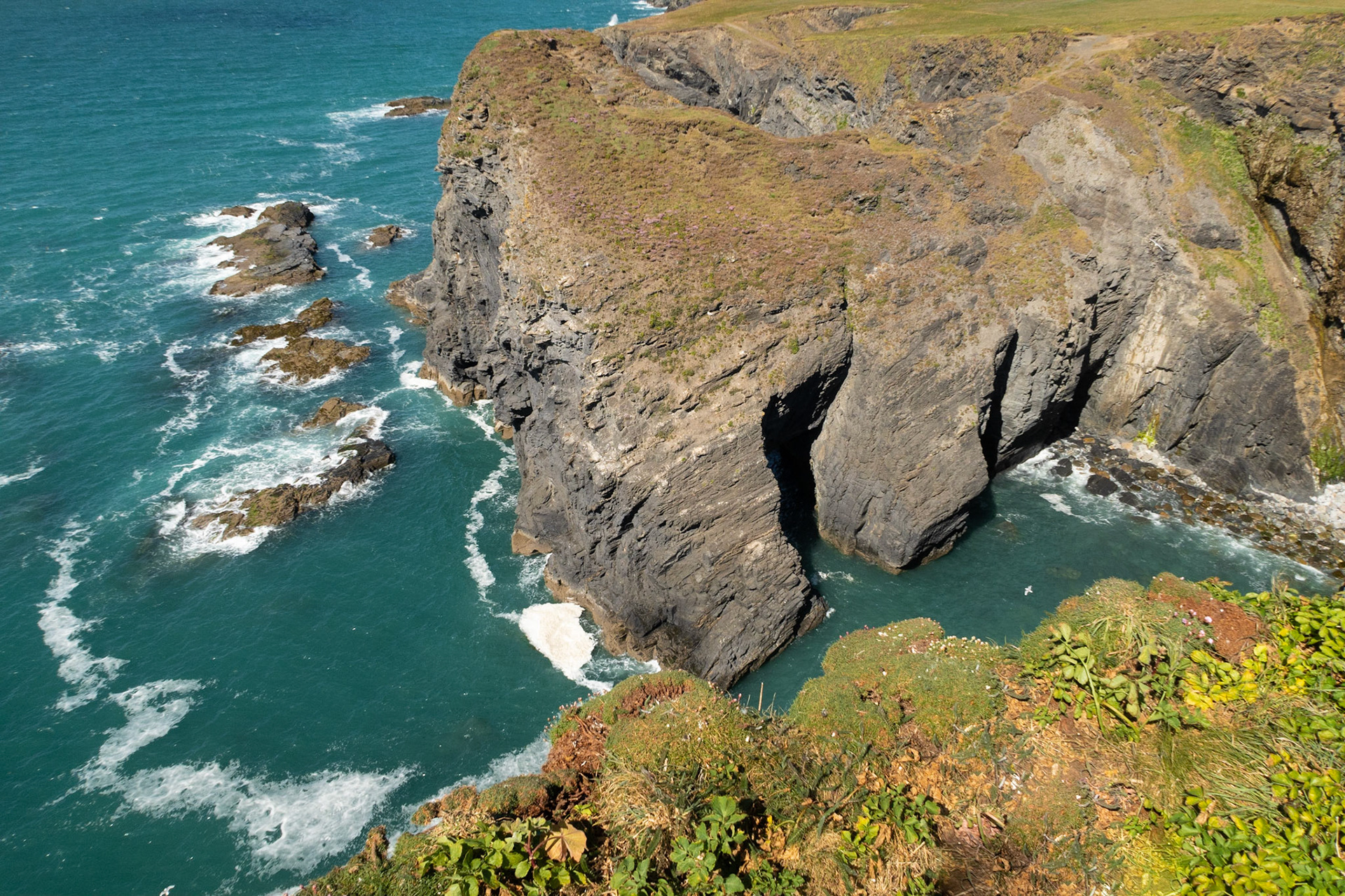 Near Longcarrow cove