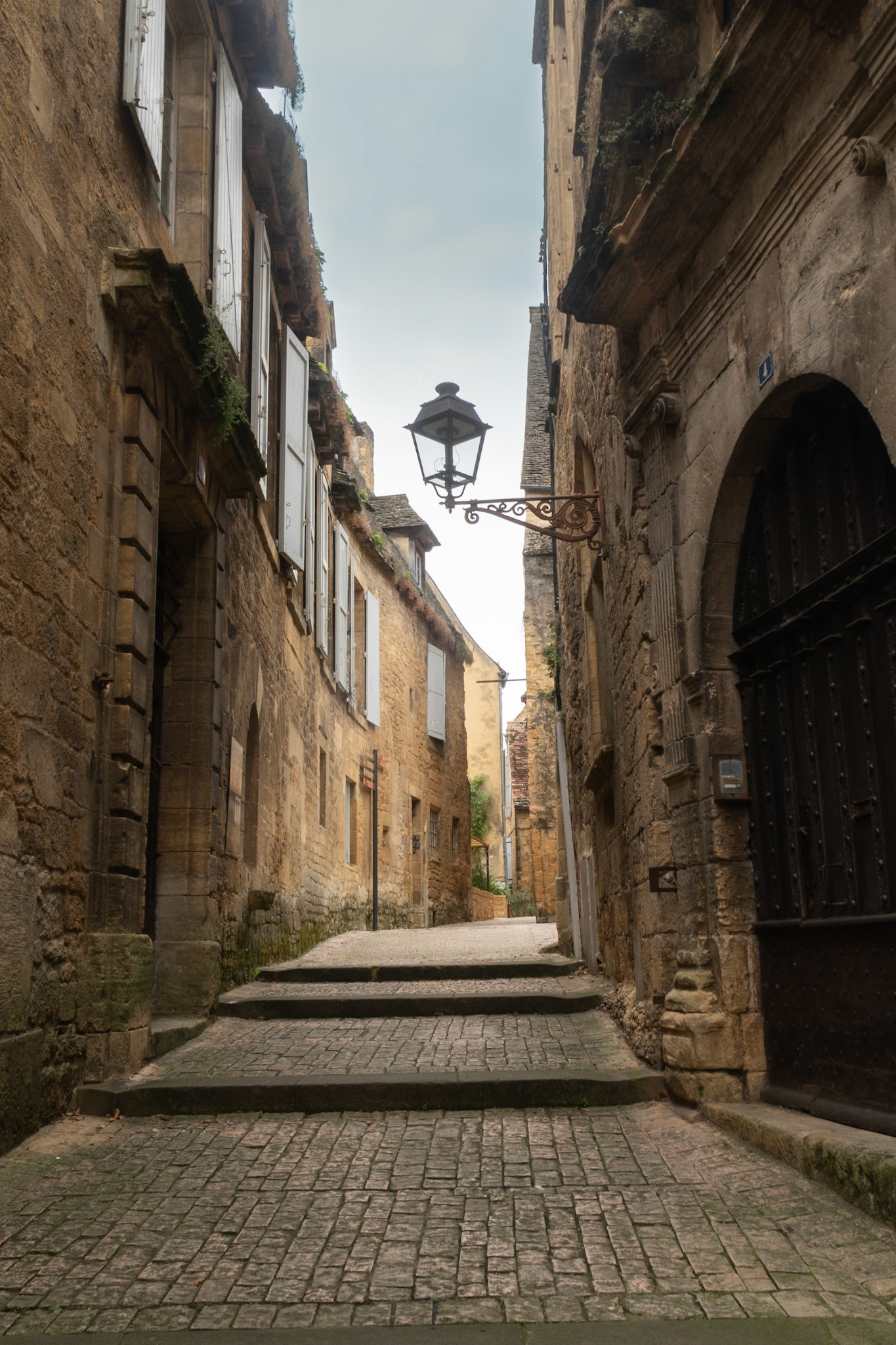 Sarlat - III