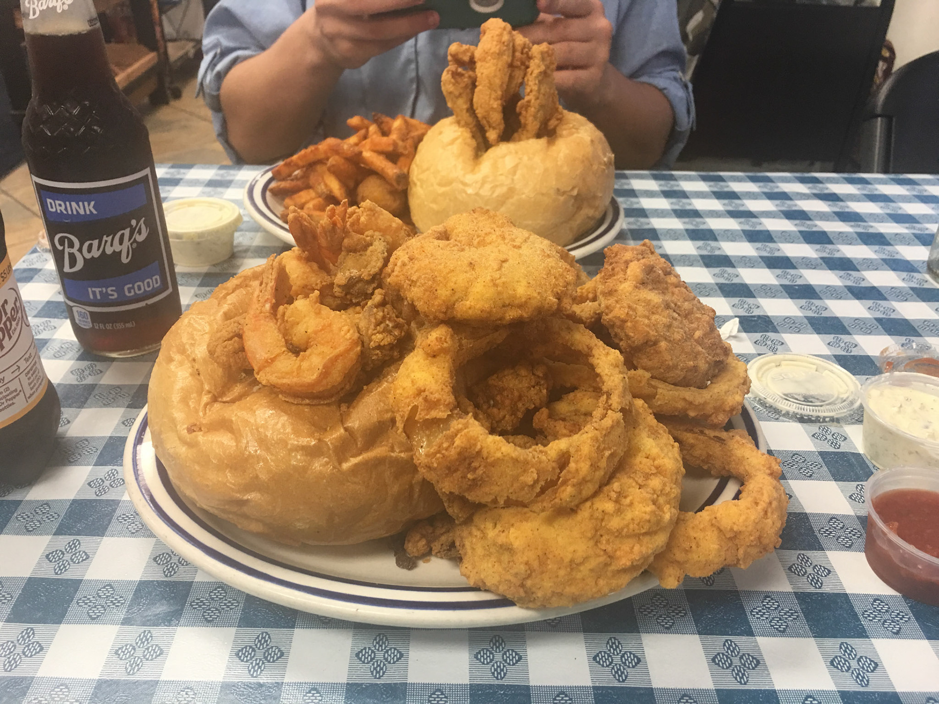 MacBe Seafood & Cafe: 13029 Hwy 603 Bay Saint Louis, MS 39520