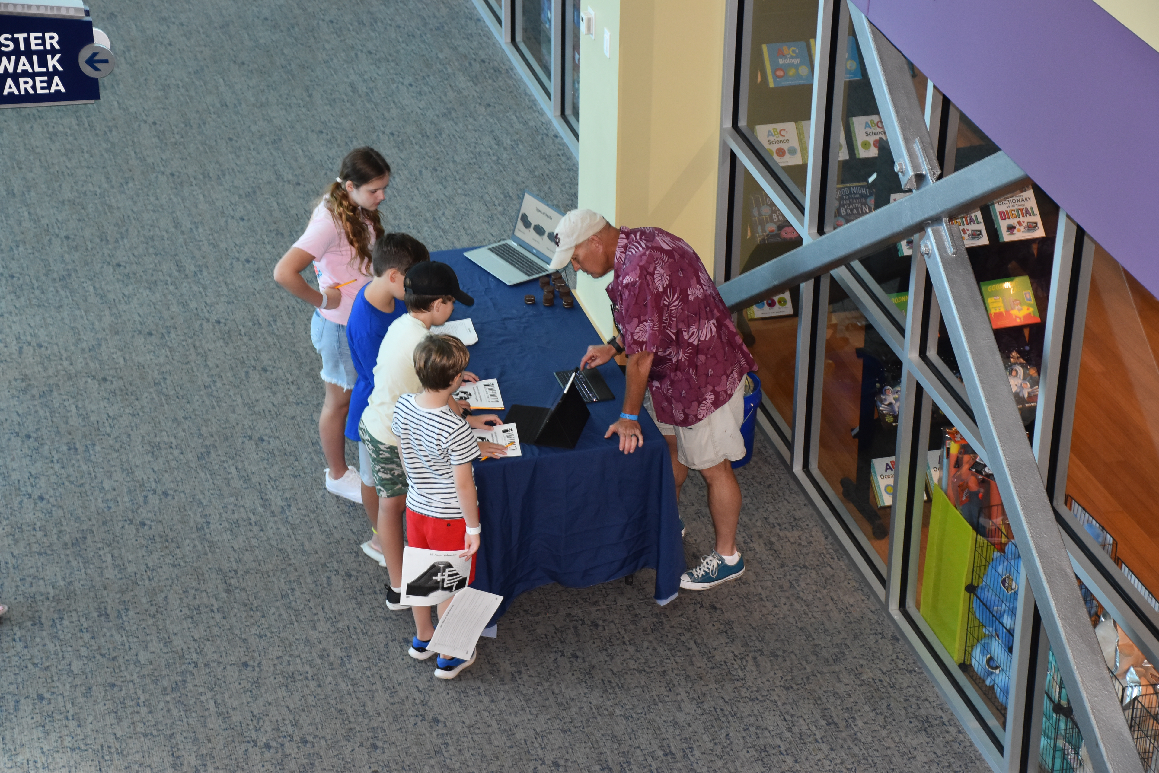 NASA Infinity Science Center, Oreo Tectonics and Faults Activity