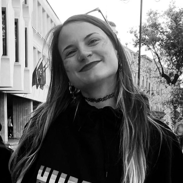 Jenny (sie/ihr)