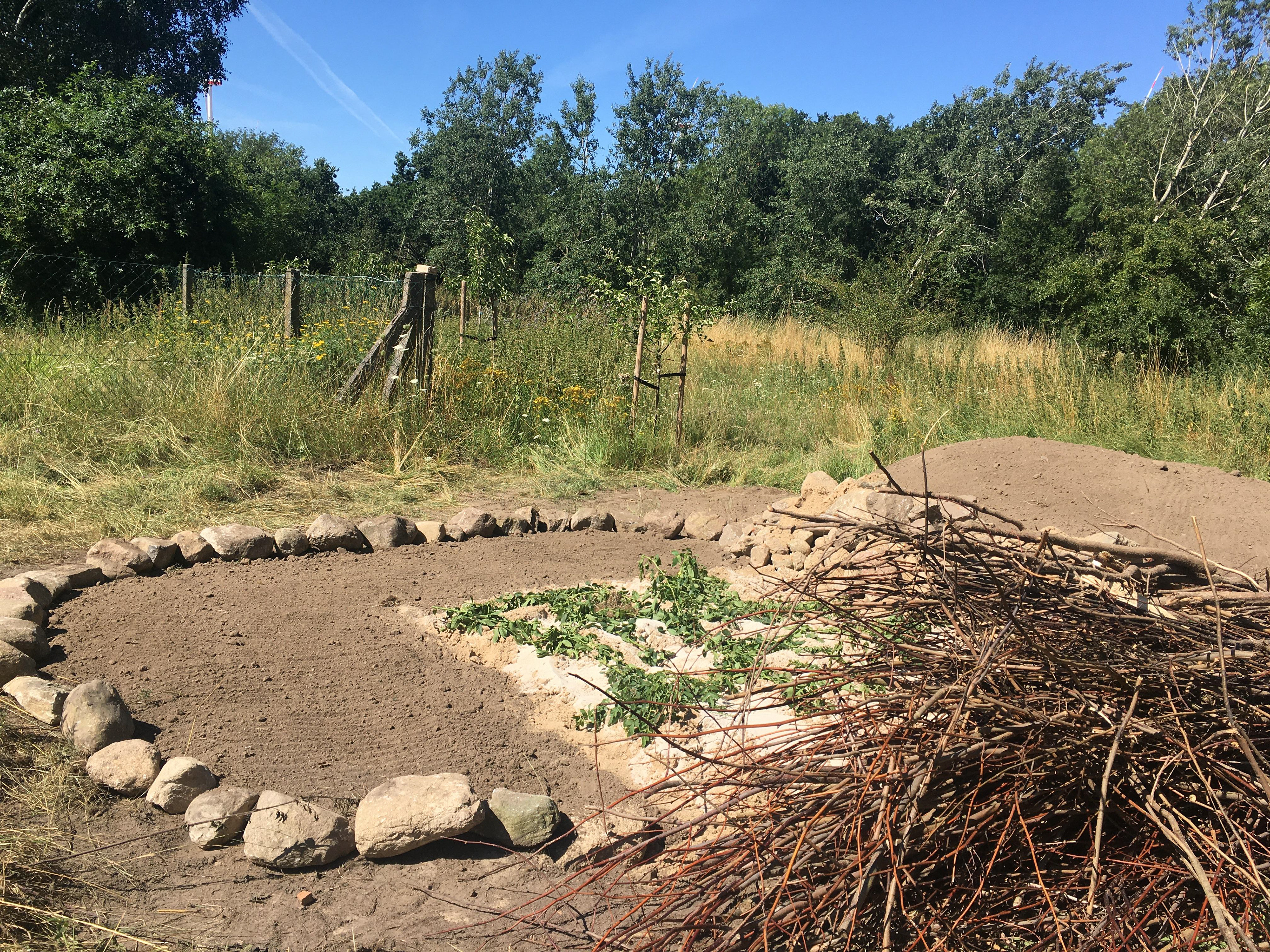 Sandarium noch ohne Lesesteinhaufen
