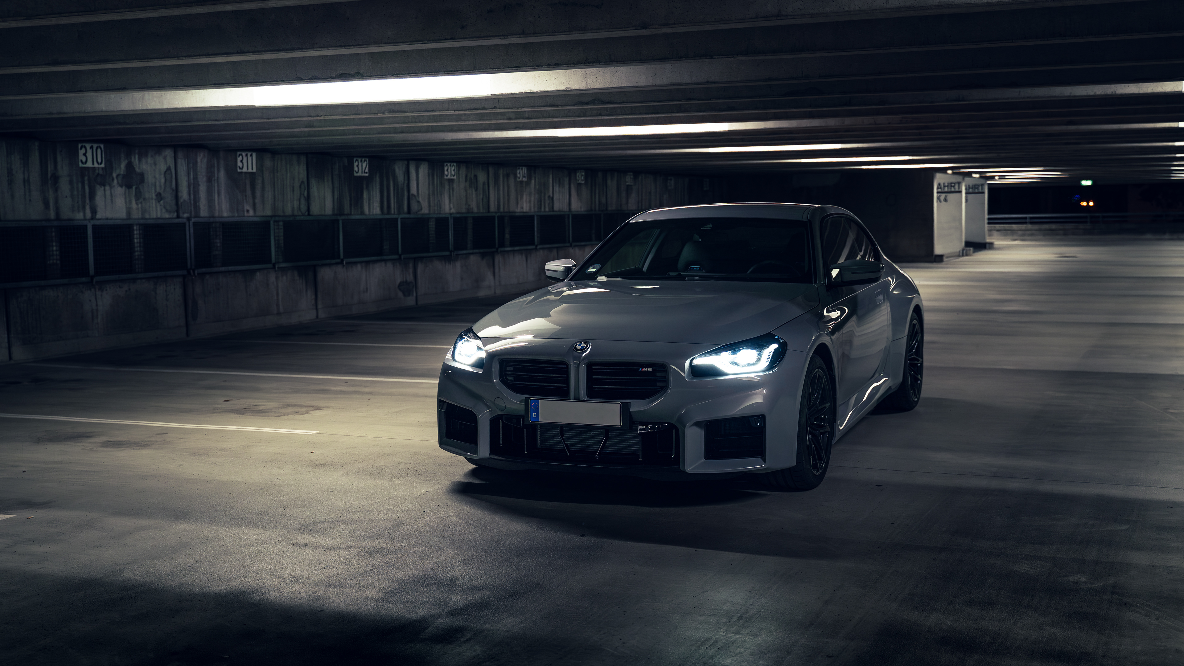 BMW M2 (@trackg87)