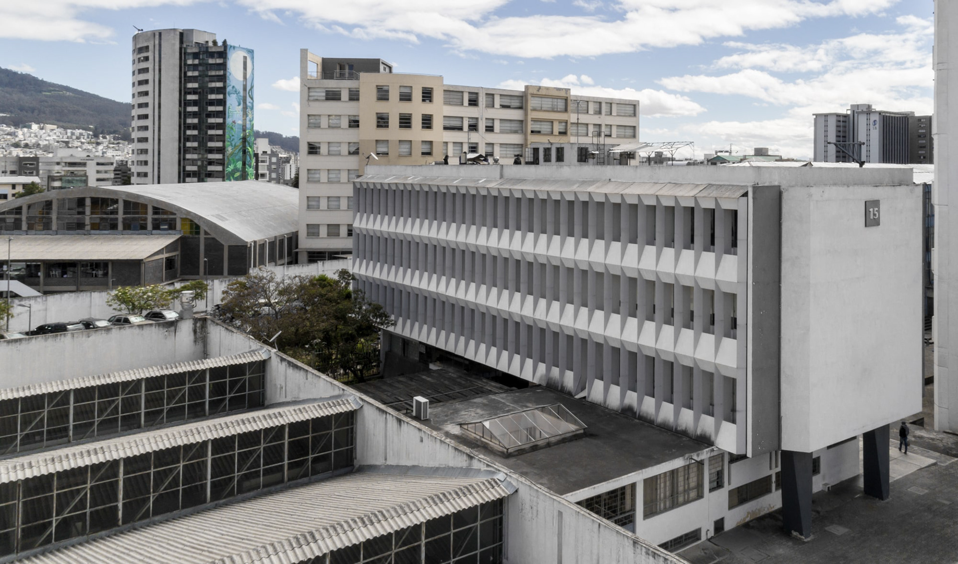 Facultad de Ingeniería Mecánica, EPN, Quito - Ecuador
