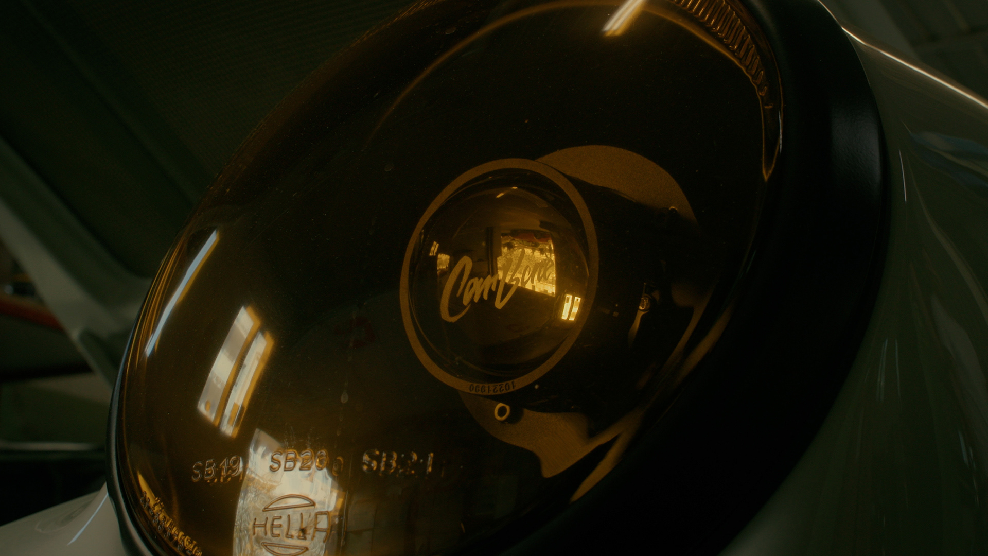 Project: Queen. A complete nut-to-bolt restoration of a Porsche 911 from 1970.