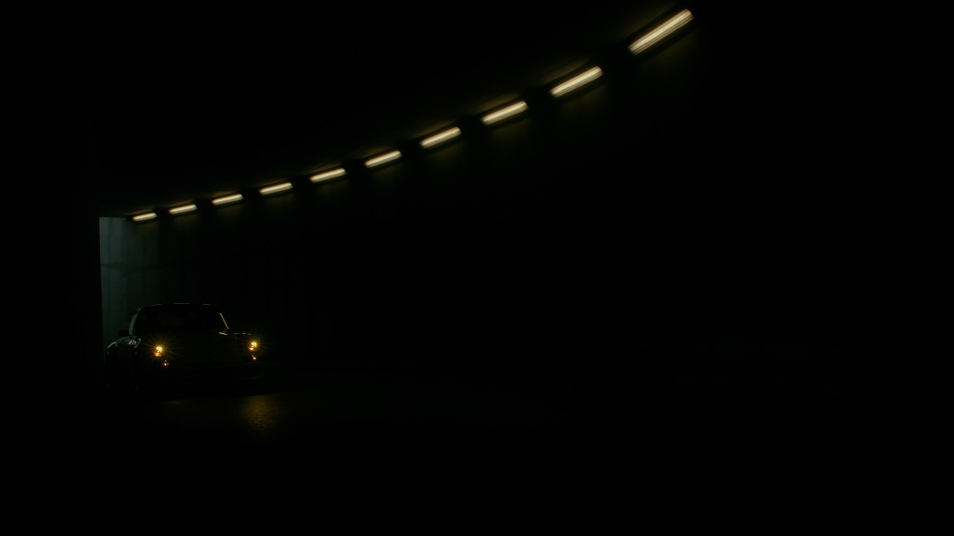 Project: Queen. A complete nut-to-bolt restoration of a Porsche 911 from 1970.