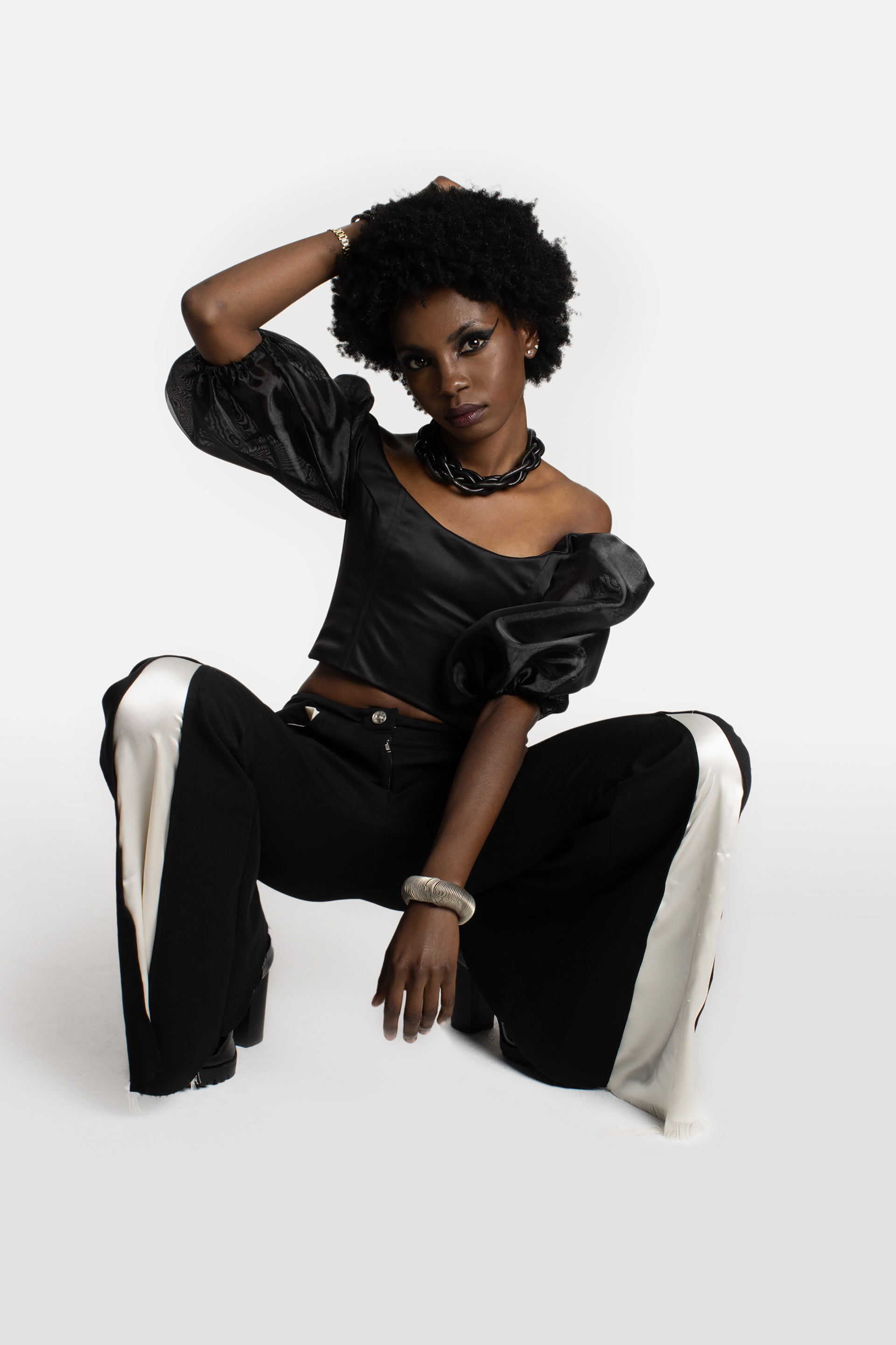 Designer SandyMot © Gabriel Porras All Rights Reserved