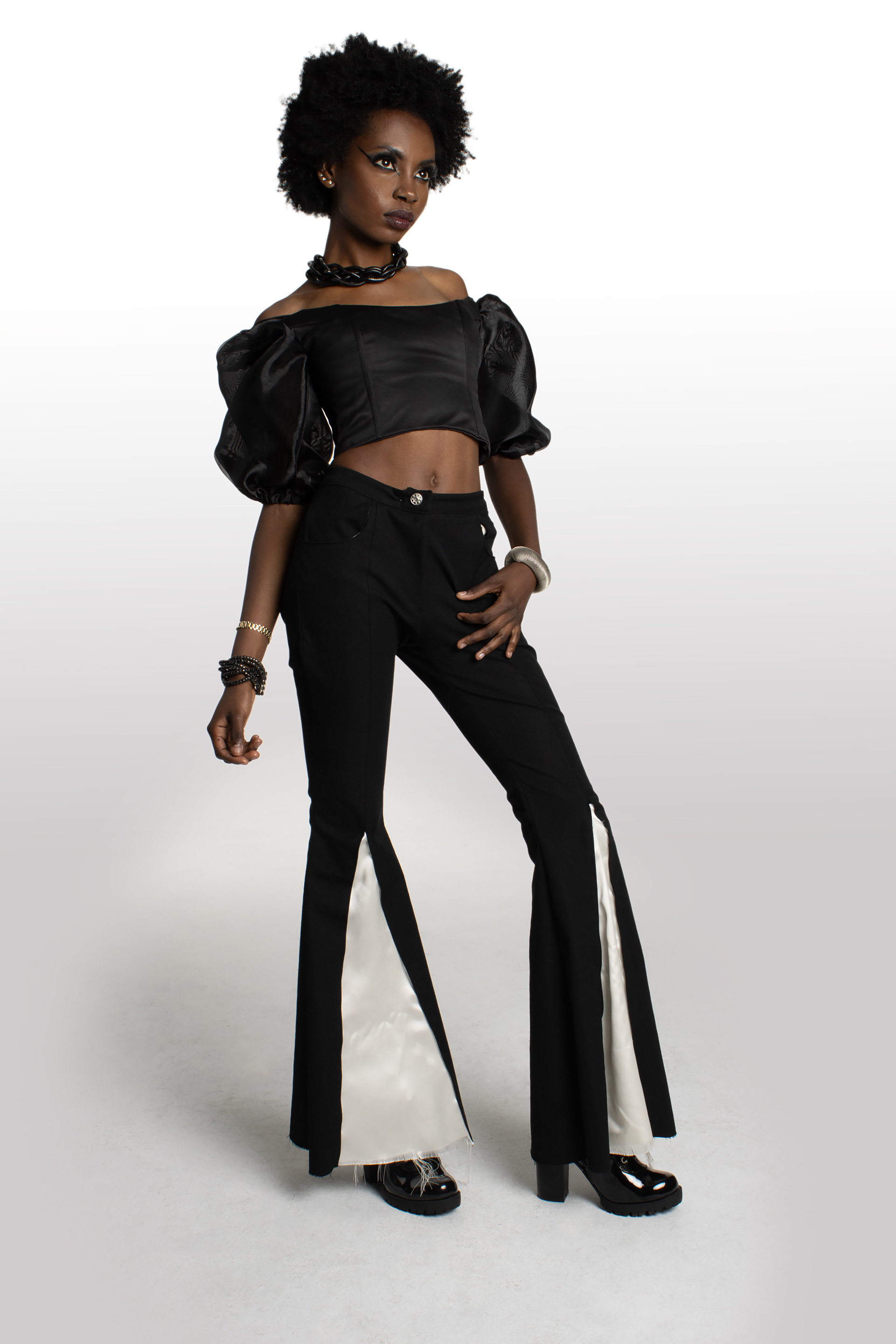 Designer SandyMot © Gabriel Porras All Rights Reserved