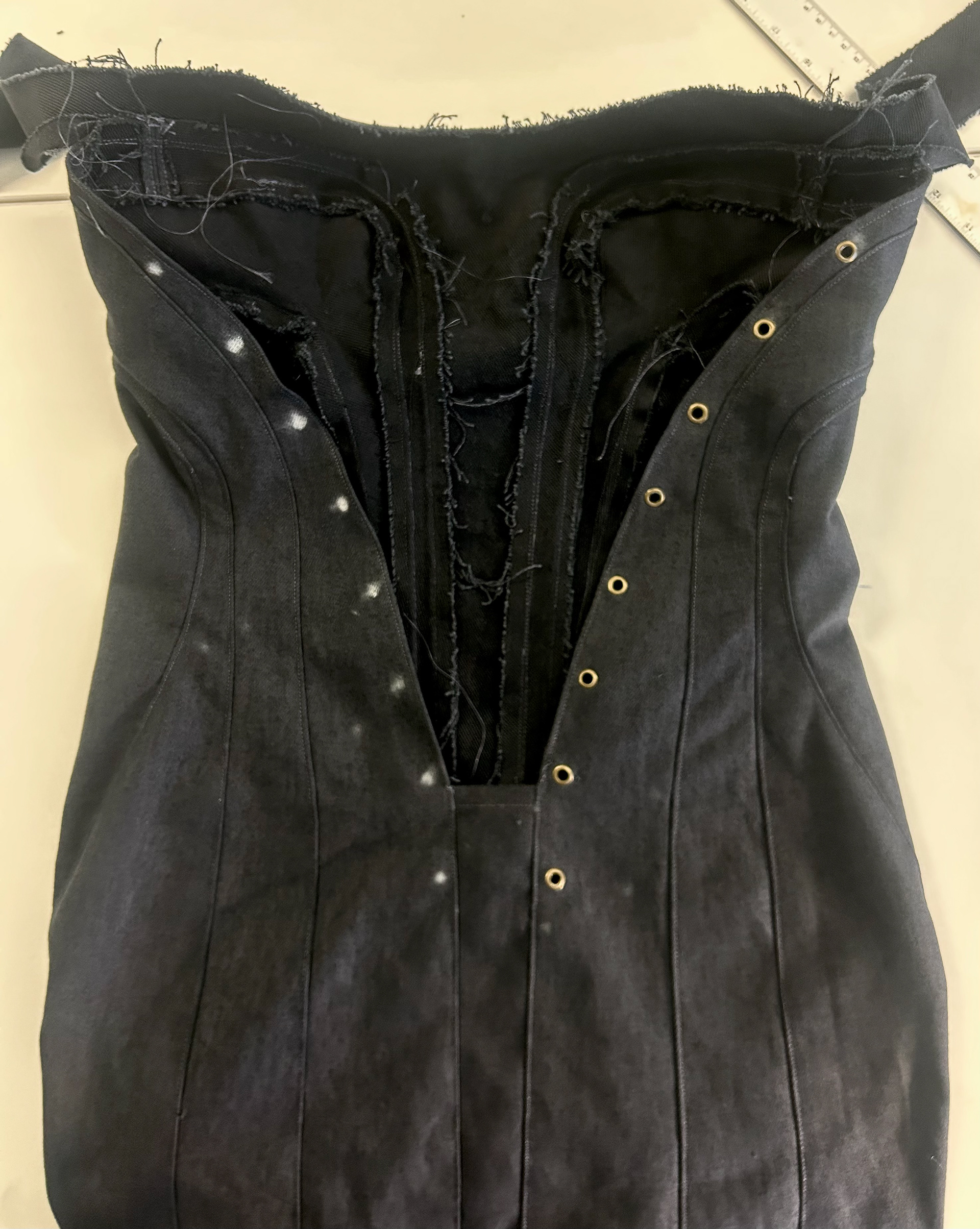 Grommet application