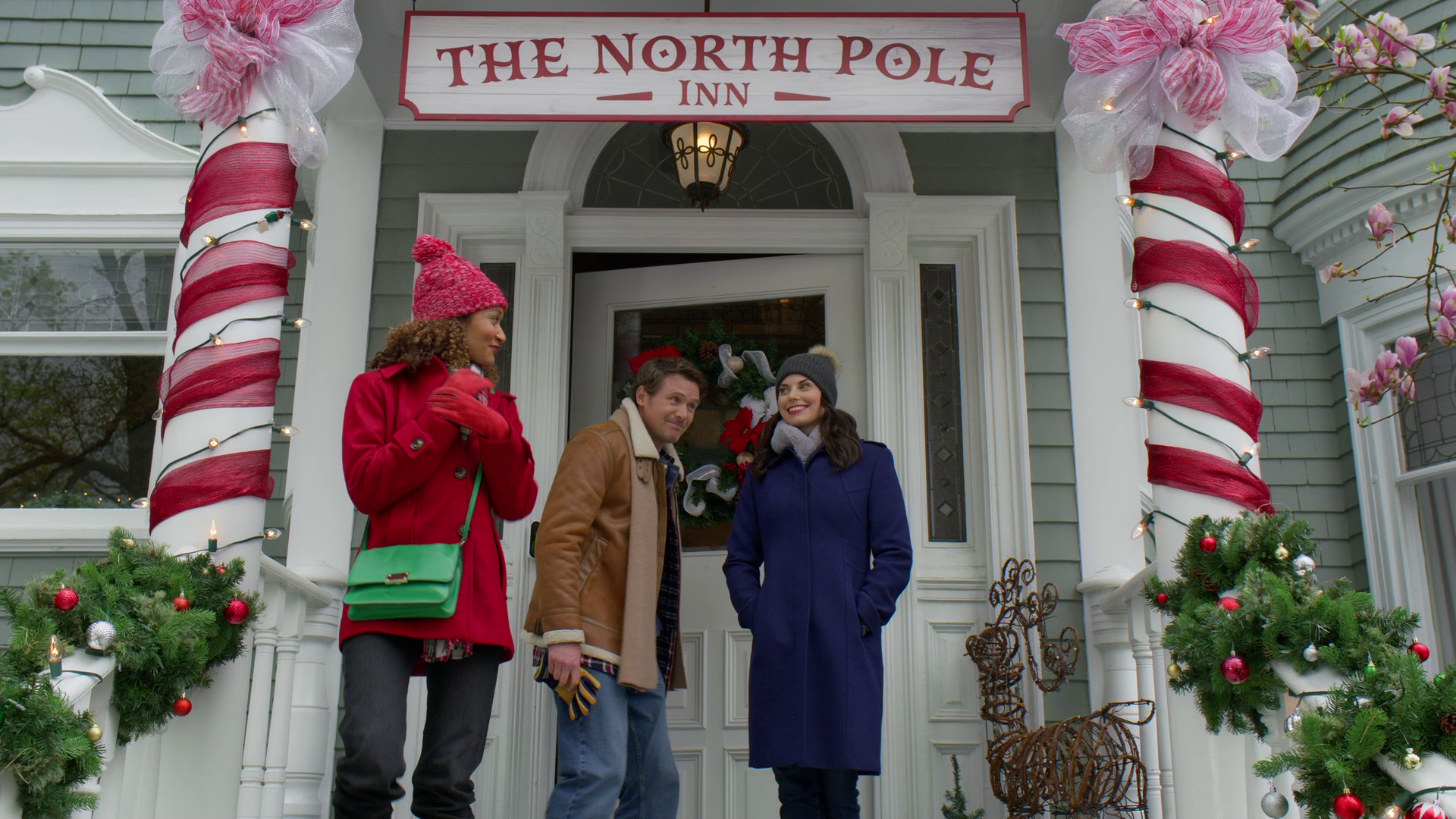 The North Pole Inn Logo And Sign