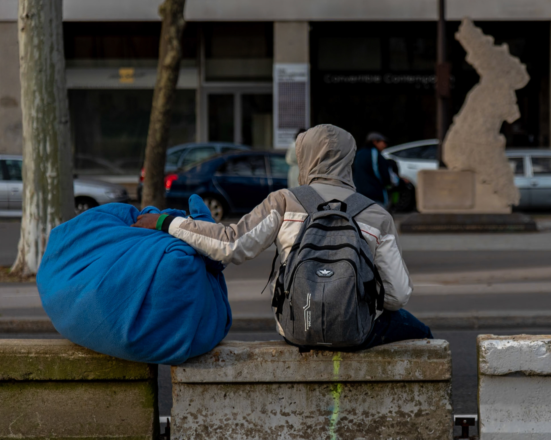 A migrant is looking for a new place to sleep after being evicted from the encampment on the banks of the Seine. Paris, April 3, 2024.