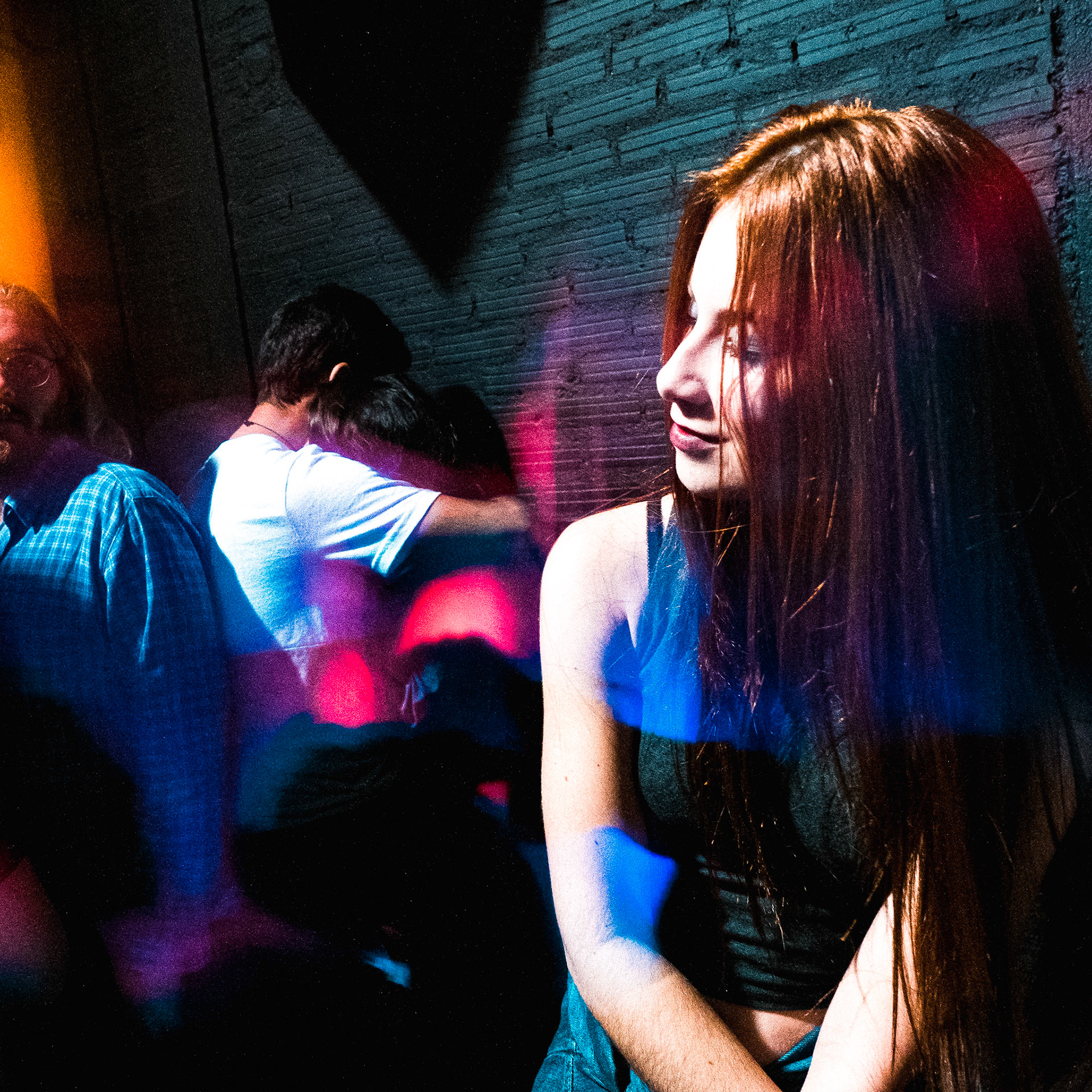 PROFIL ROUSSE