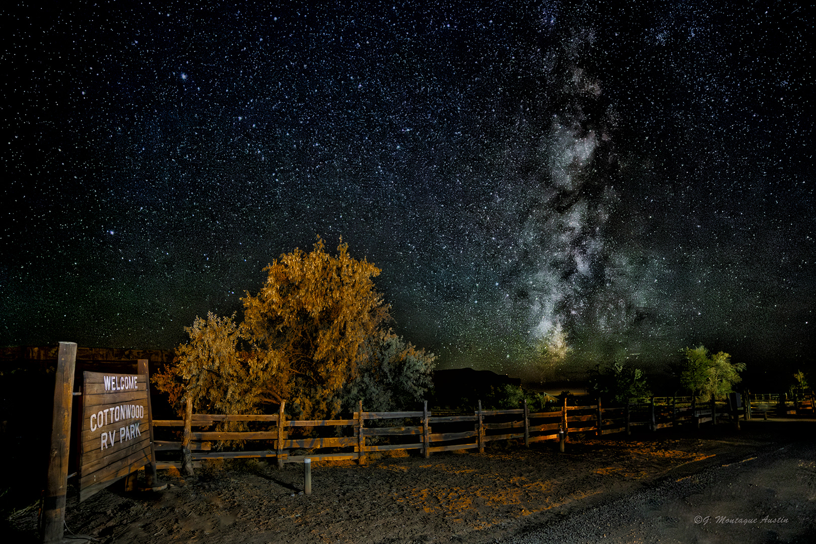 Cottonwood RV Park Night